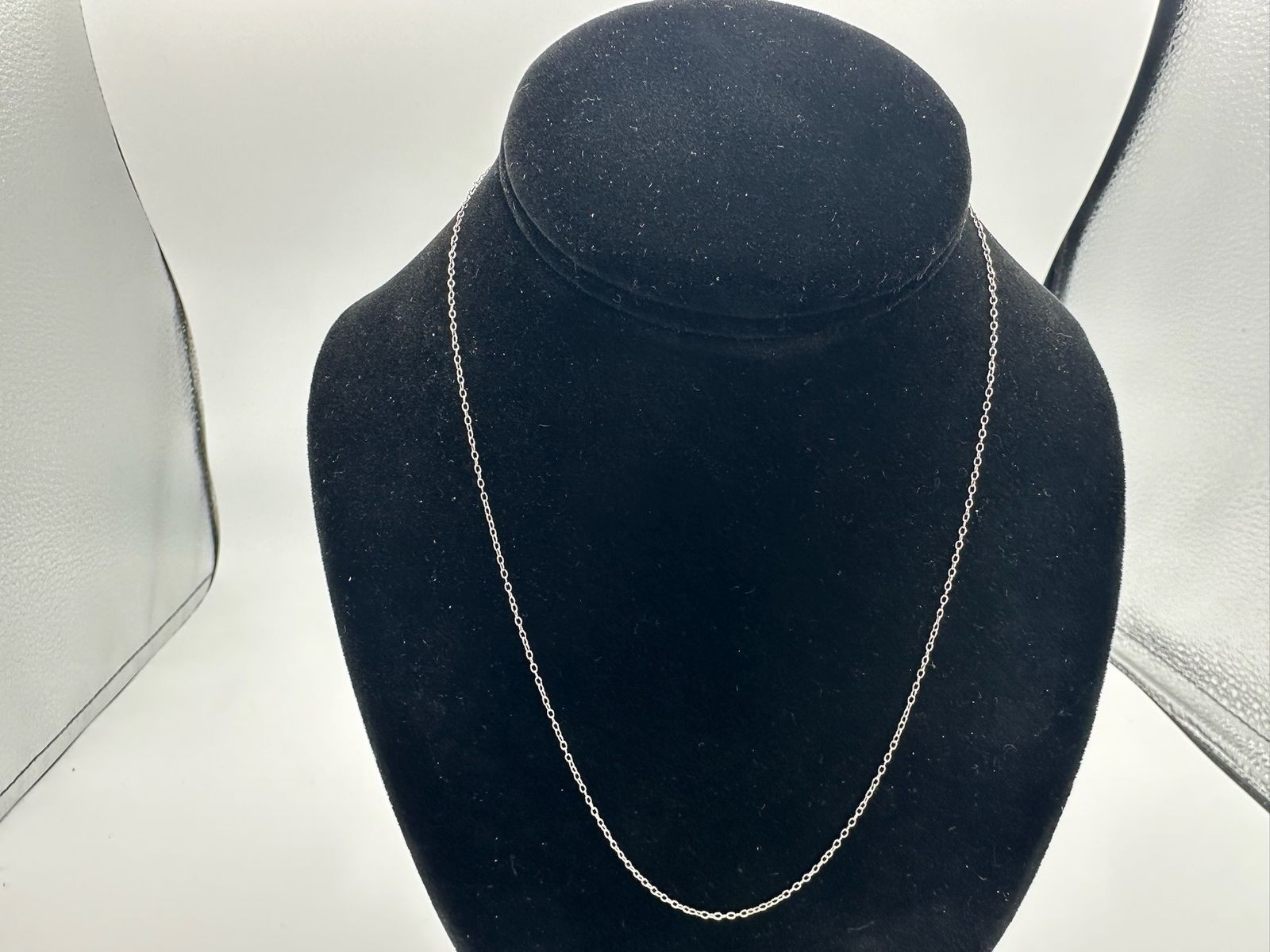 0.78g Vintage Sterling Silver 925 Oval Link Chain Necklace 18 in M