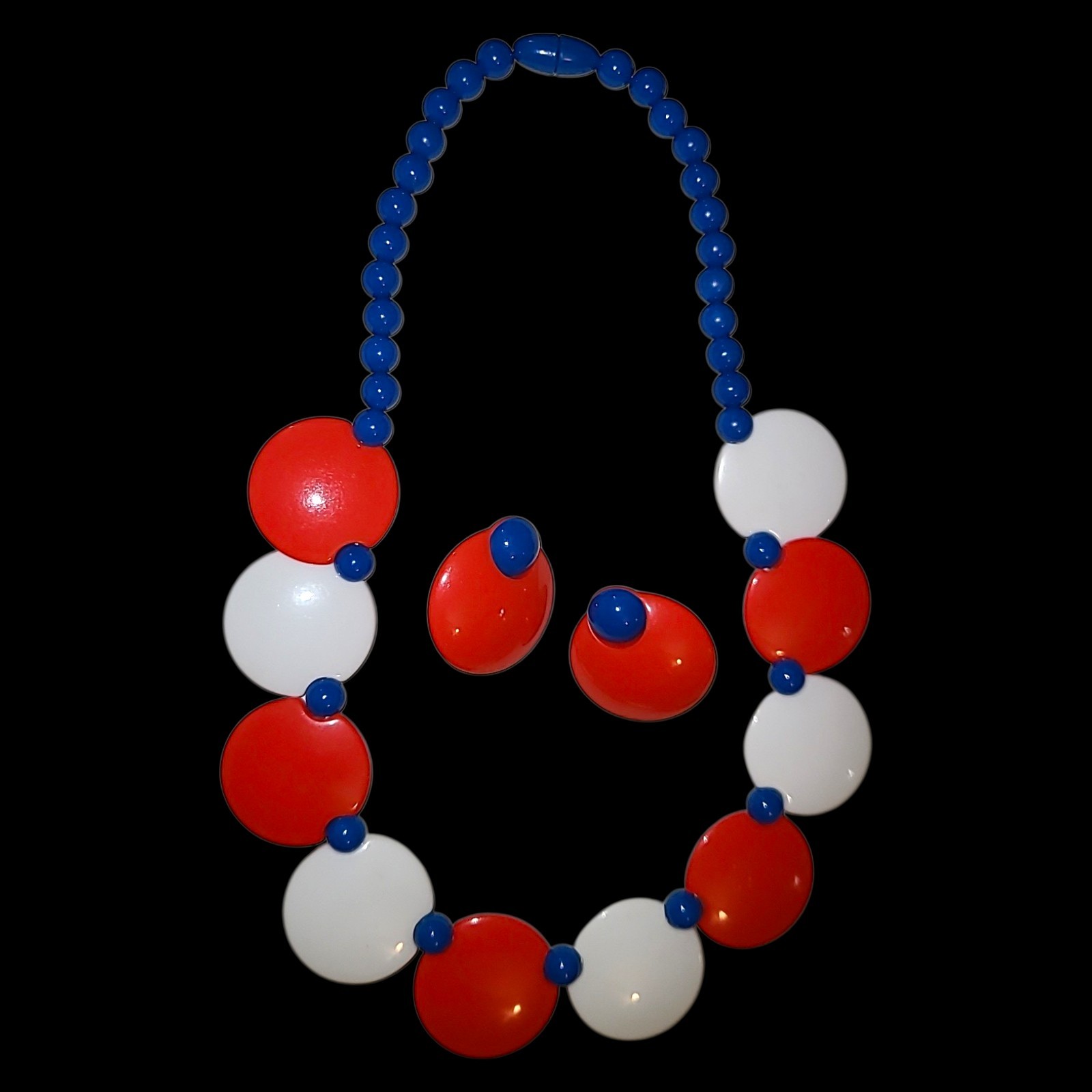 Vintage Avon Red, White and Blue Plastic Beads Necklace 20″& Clip-on Earring Set
