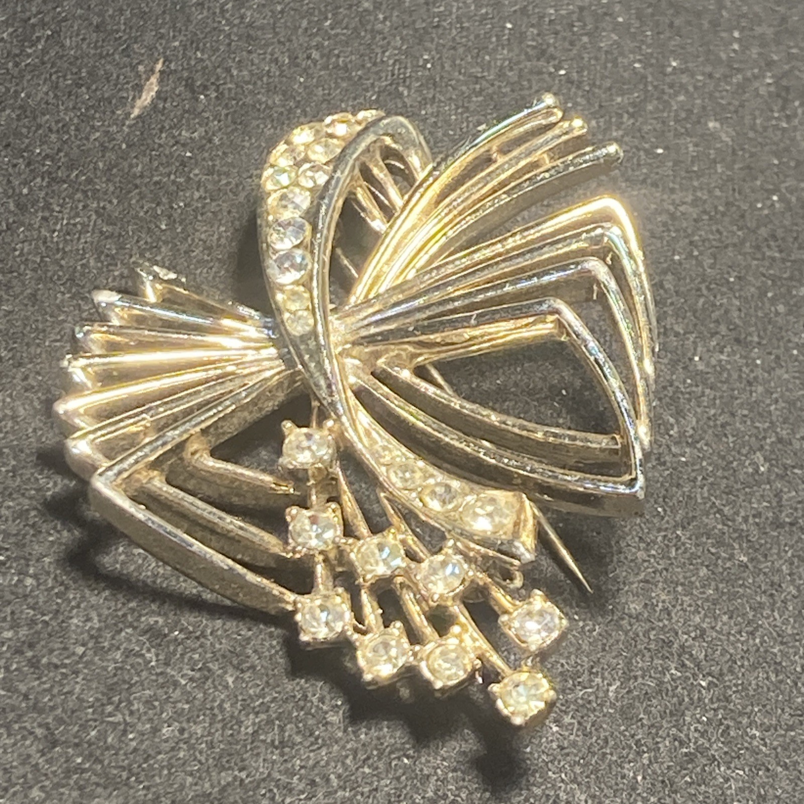 Open Gold Tone Clear rhinestone Rare Brooch Bow Floral Bouquet 2.08″ Old C photo