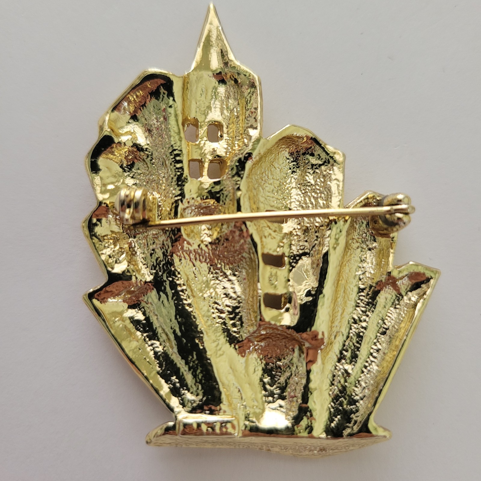 Vtg Signed AJC Gold Tone Pin Brooch Skyscraper Cityscape City Tall Buildings 2”