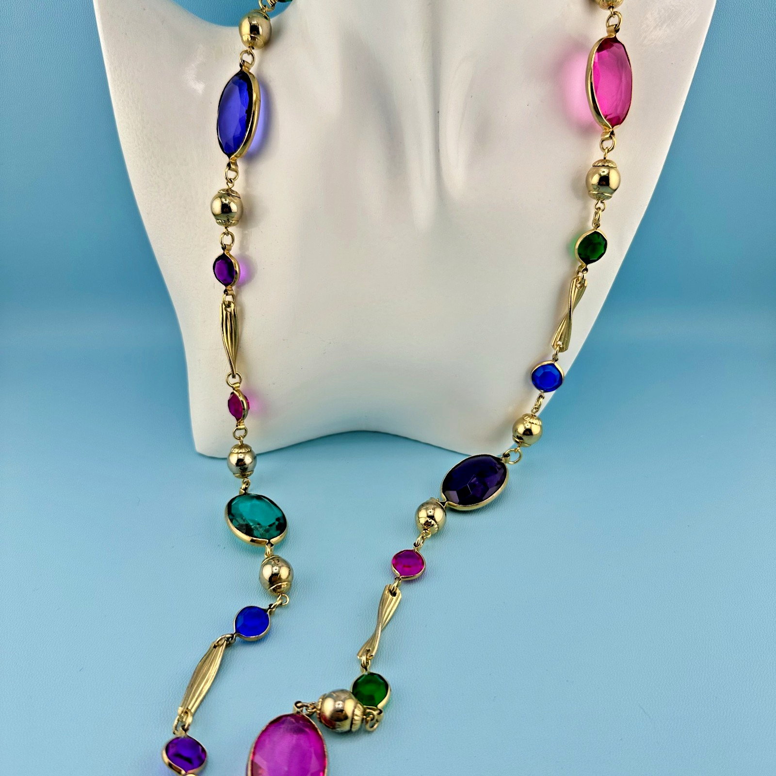 Vintage Open Bezel Lucite Necklace Gold Tone Multicolor Oval Round Faceted