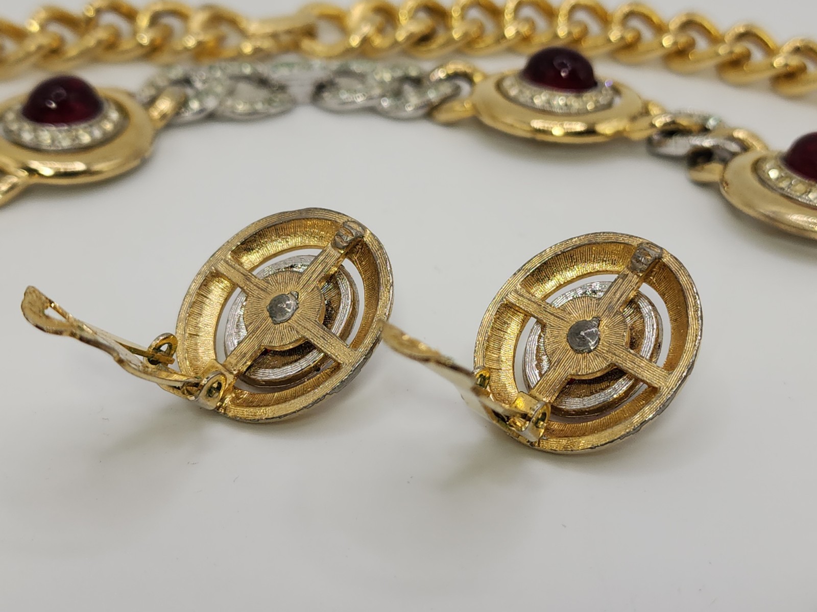VINTAGE KENNETH LANE RARE 3 PIECE NECKLACE & EARRING SET GOLD RED CABOCHON