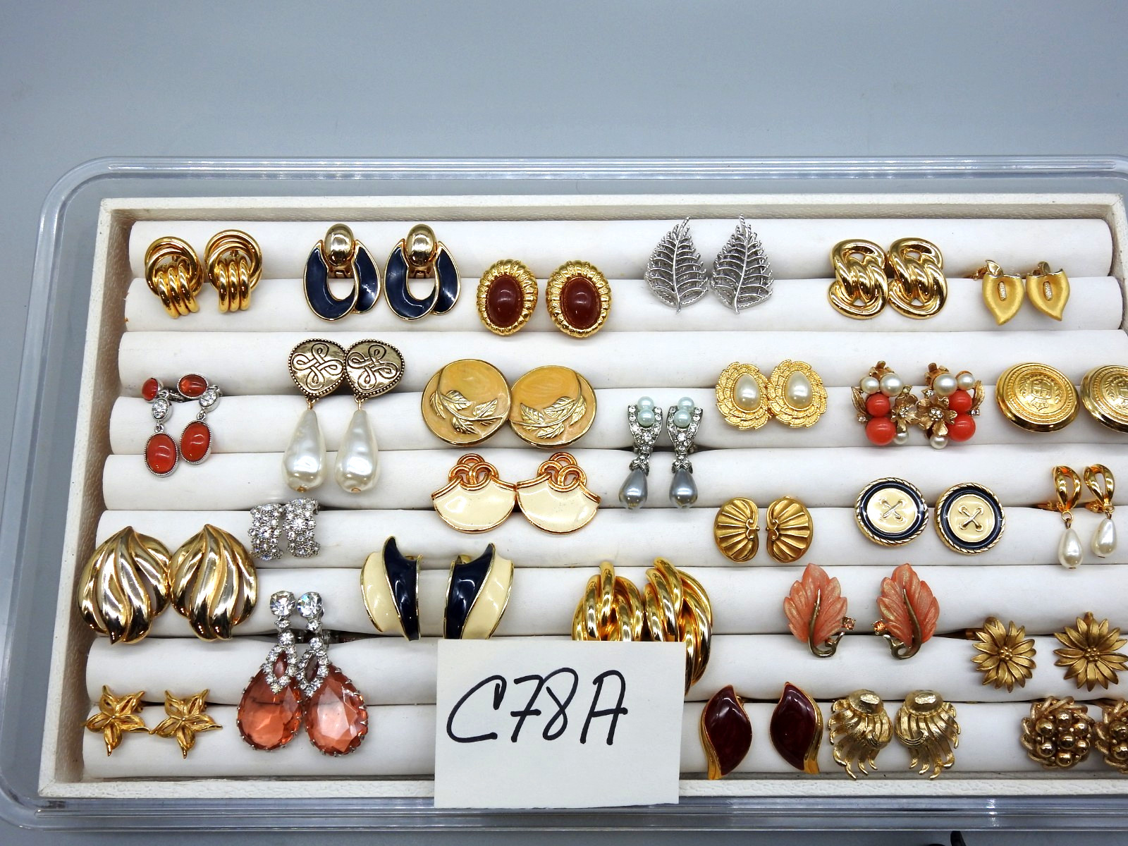 Vintage Now Lot Chunky Statement Clip Earrings 80’s Costume Gold Tone Enamel