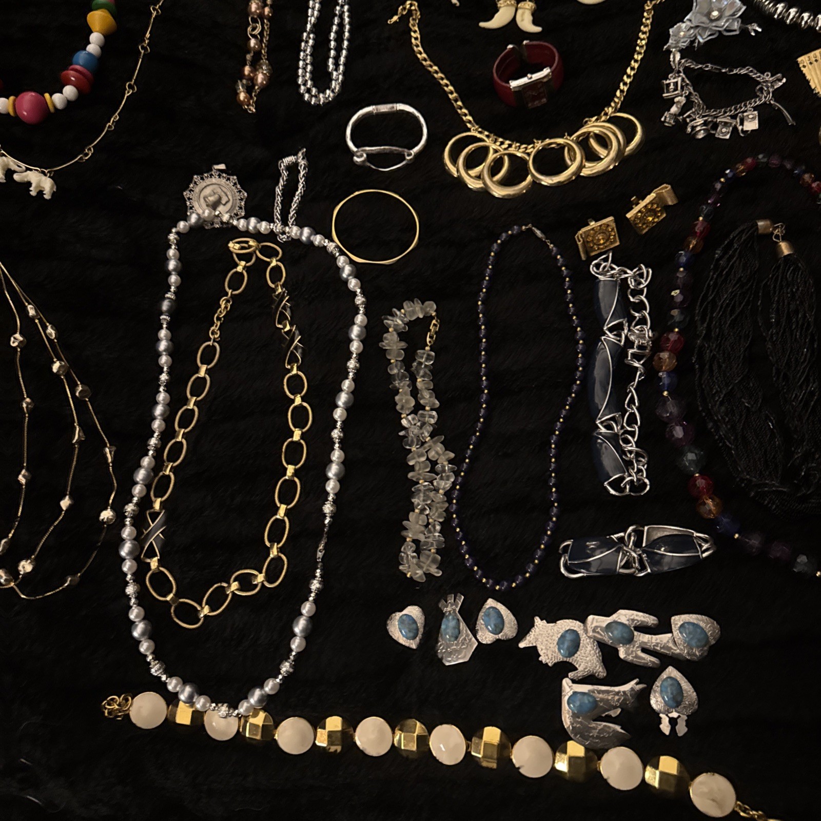 Huge Vintage Estate Costume Jewelry Lot Anne Klein Monet Napier 200+ pcs