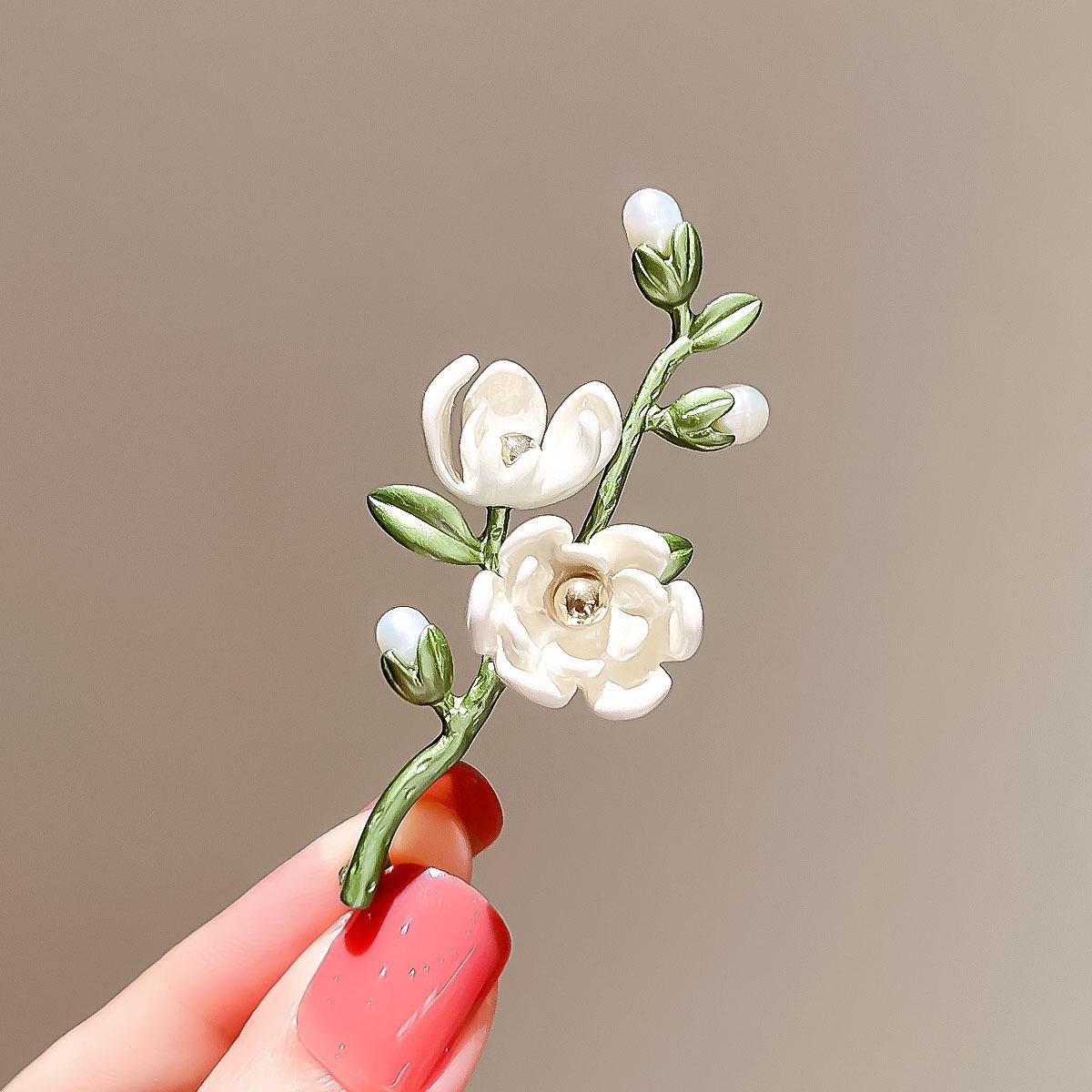 Vintage Magnolia Brooch Korean Ins Style Elegant Pin Jewelry Accessories Gift