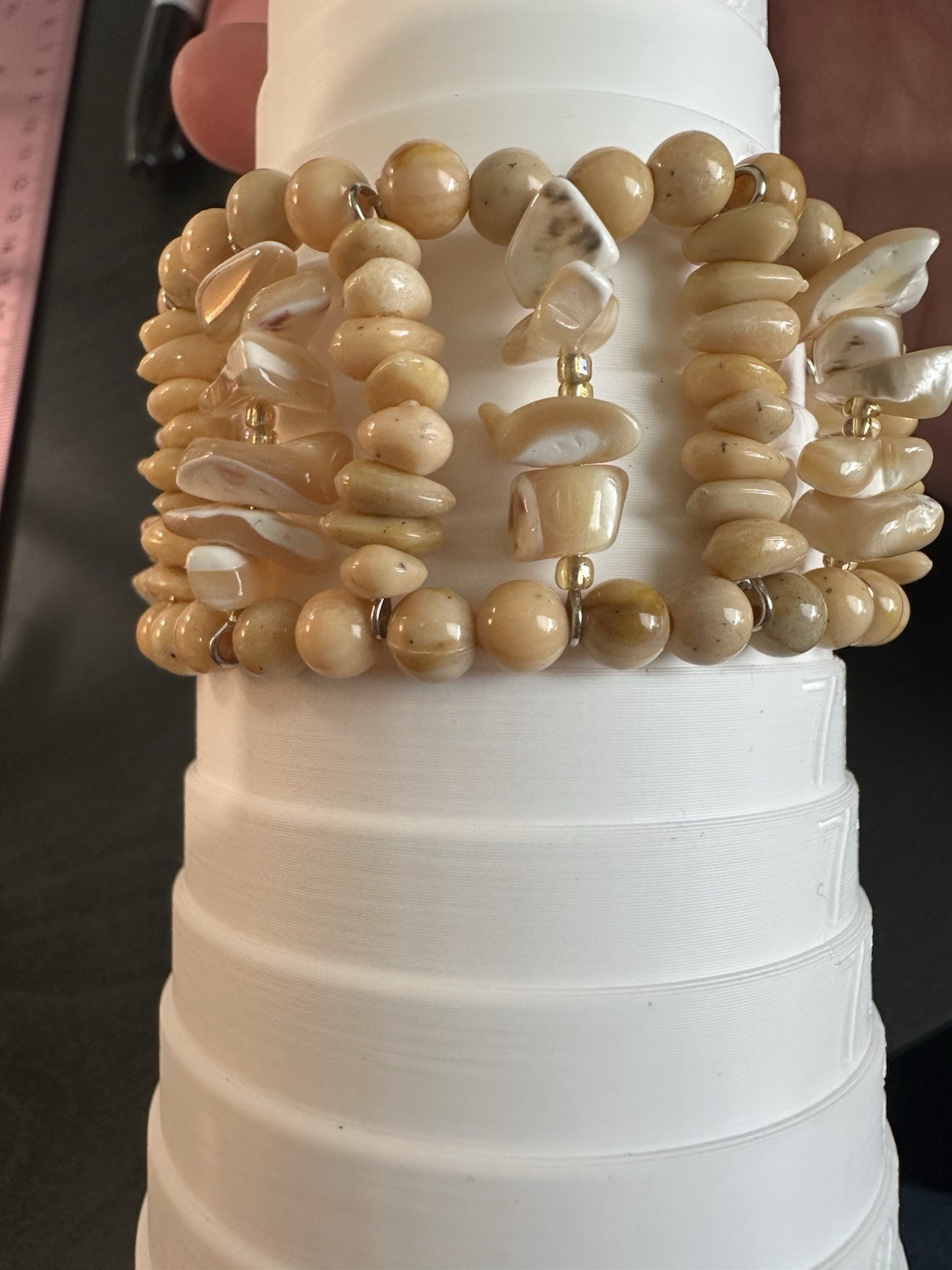 Vintage Tan Stone And White Beaded Layered Stretch Bracelet