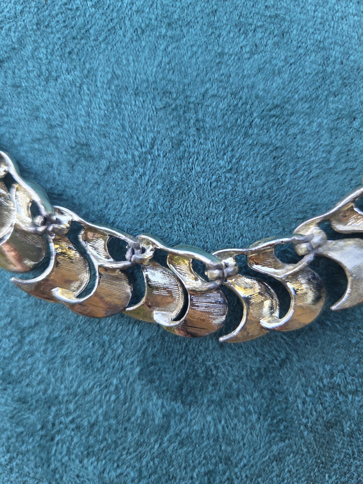 Vintage Gold Tone Collar Necklace Shepherds Hook Clasp