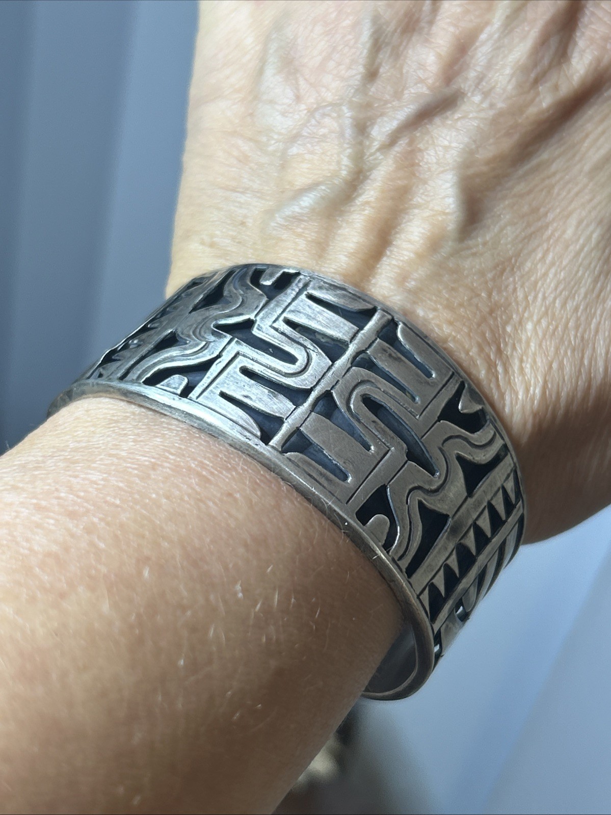 35. Vintage Early Taxco Sterling 925 Aztec Shadow Box Cuff Bracelet 7″,36.5g.Mex