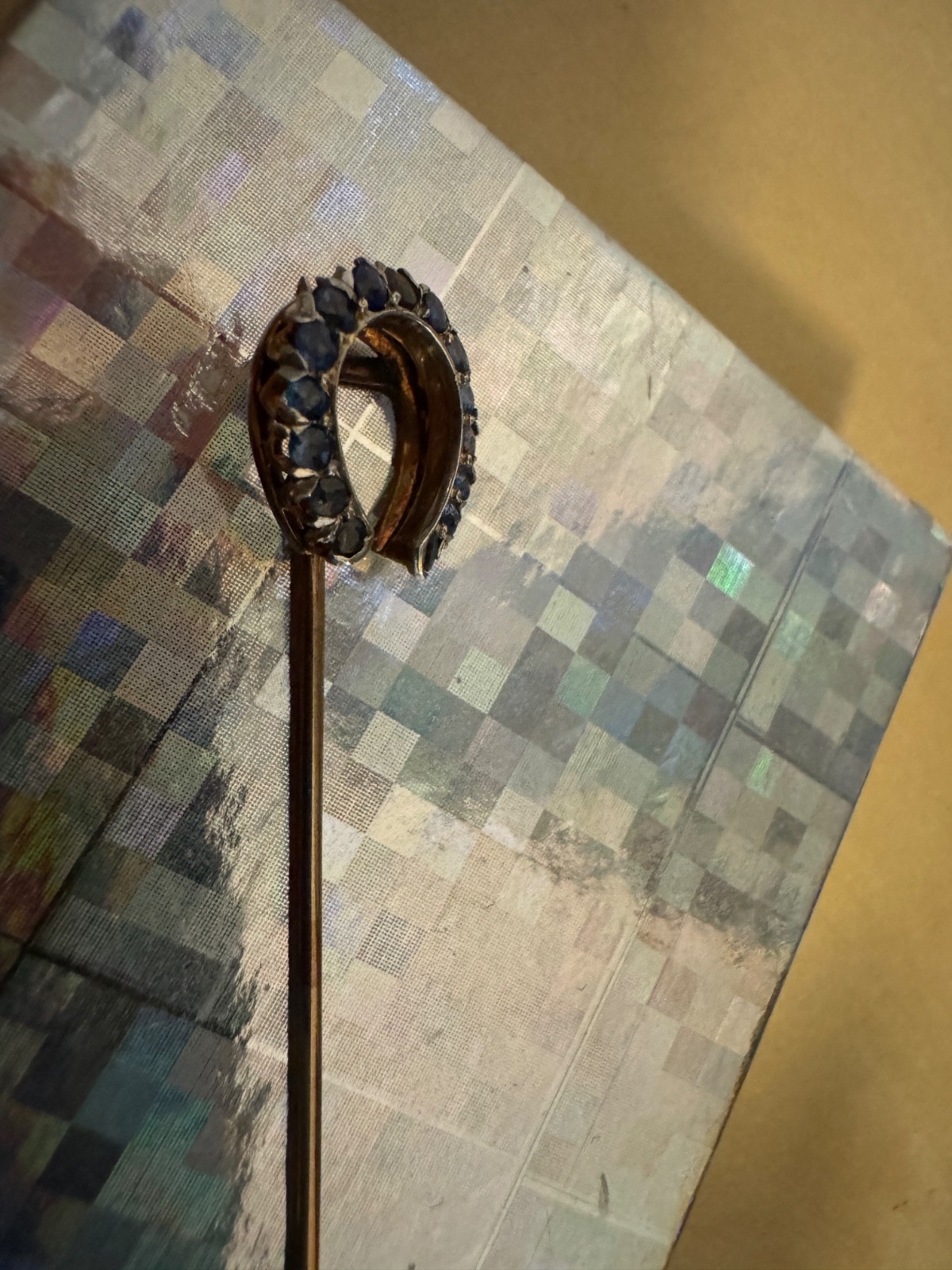 Antique 14K Y Gold Horseshoe Stick Pin w/ red garnet and blue glass 2.1 grams