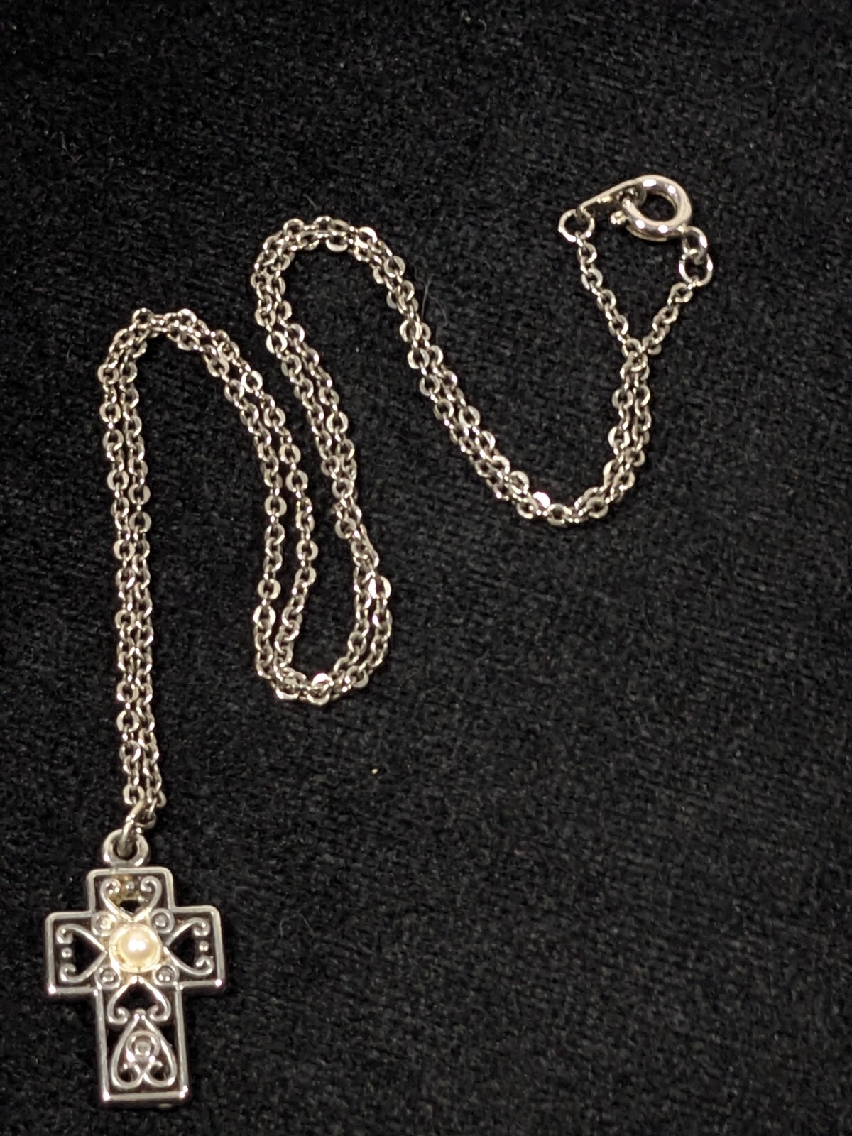 Vintage Silver Tone Open Work Ornate Faux Pearl Pendant Necklace 16 inch