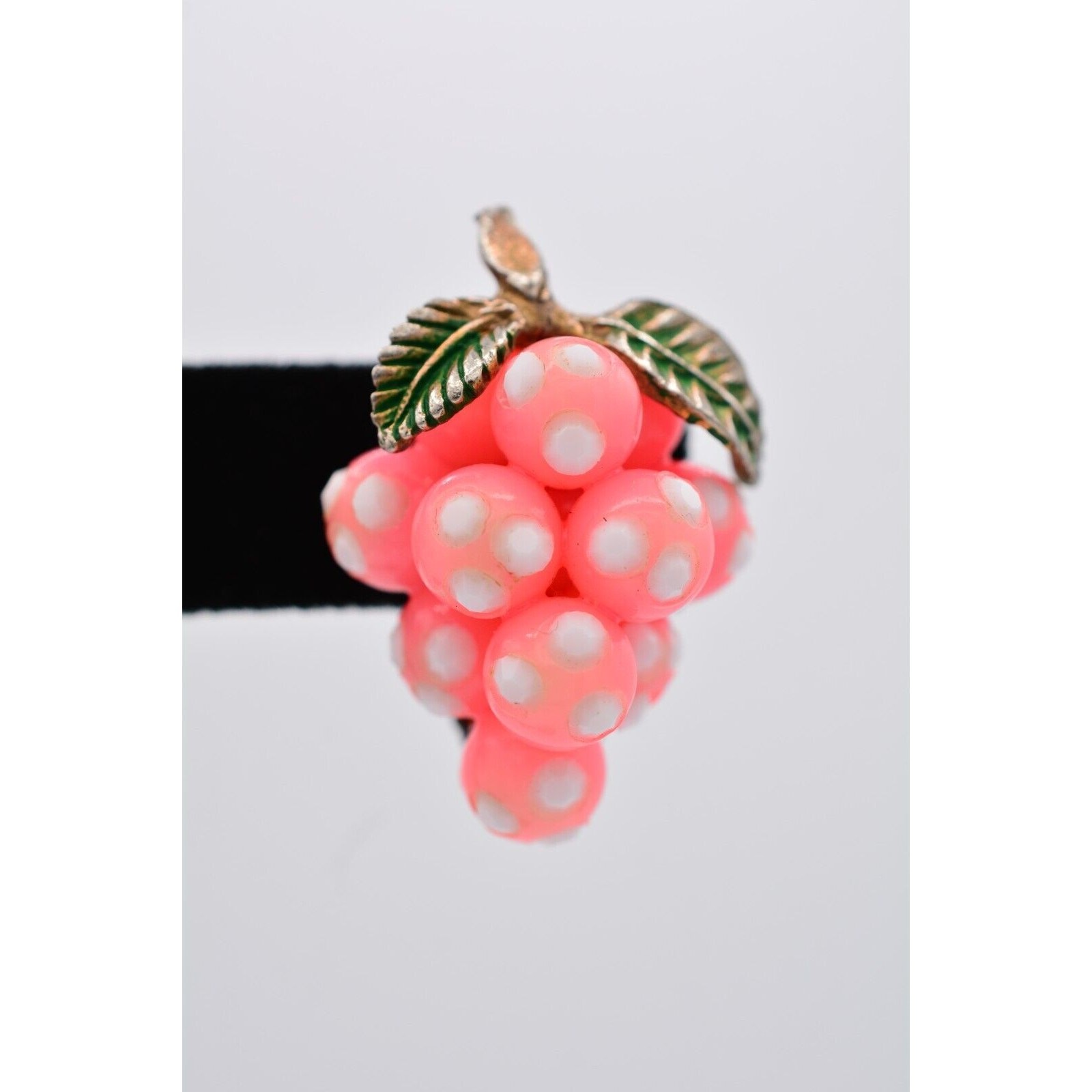 Vintage Grapes Clip On Earrings Pink Glass Resin Enamel Chunky Antique 50s BinAY