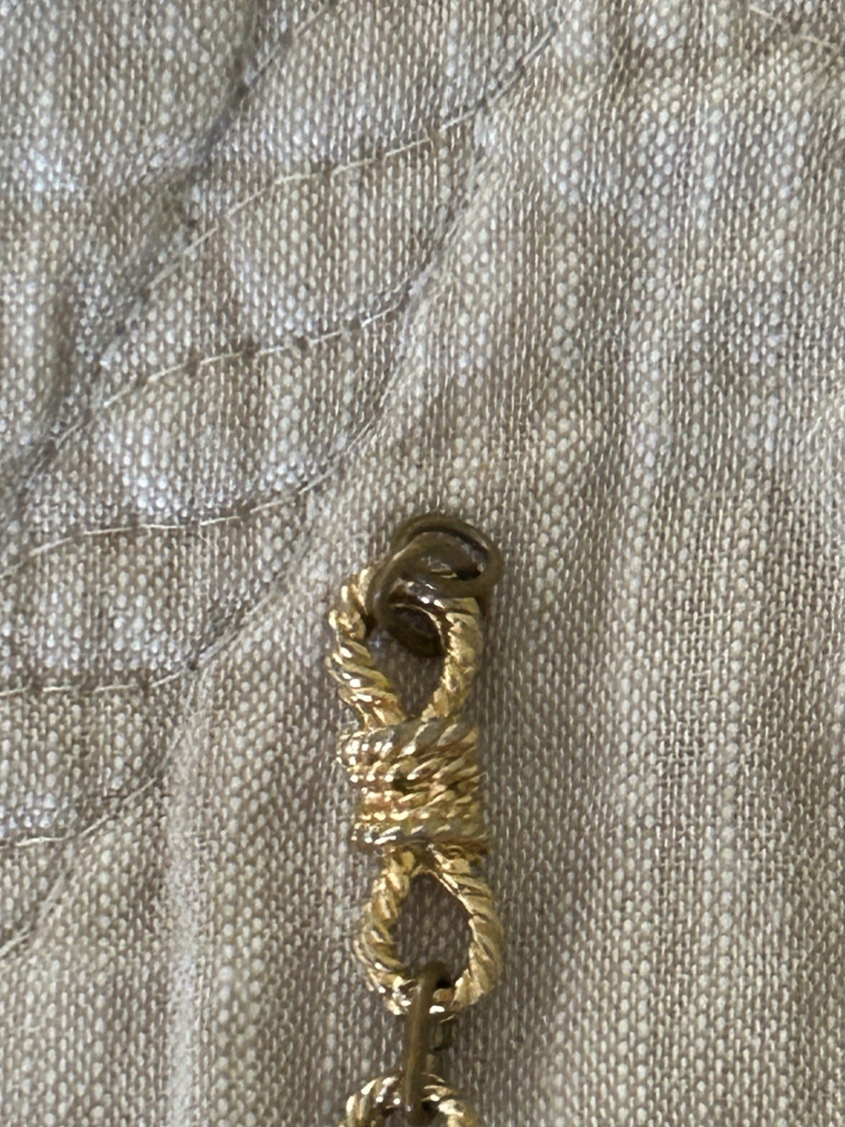 Vintage Fashion Jewelry Ivory Stations And Gold Tone Knots 24 ins
