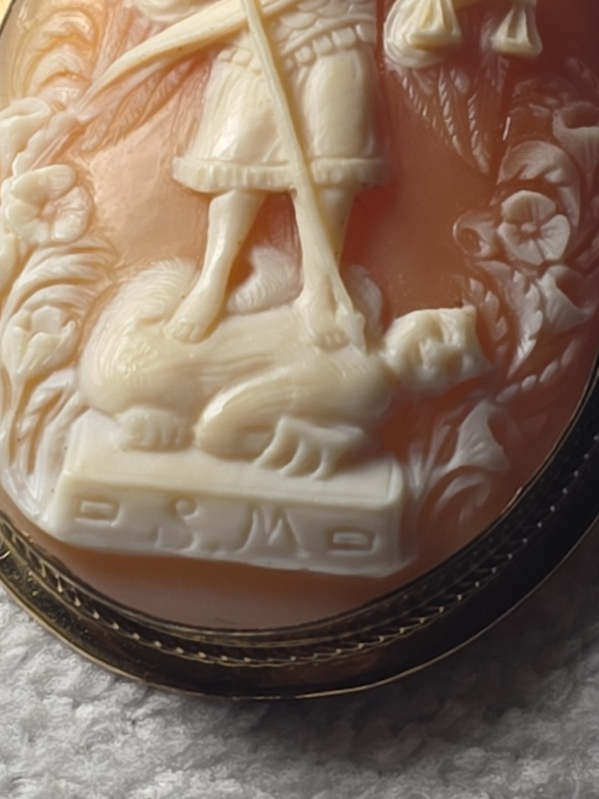 Vintage St. Michael Archangel Cameo Brooch 10k GF Signed S.M. in AMCO Setting