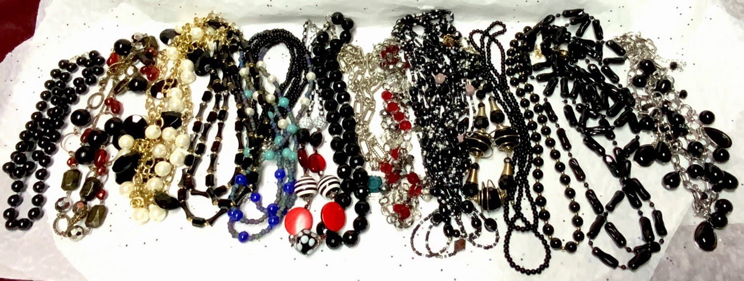 Vintage To Mod Faux Pearl/Lucite/Plastic/Acrylic Glass Bead+ Necklace 15~Lot