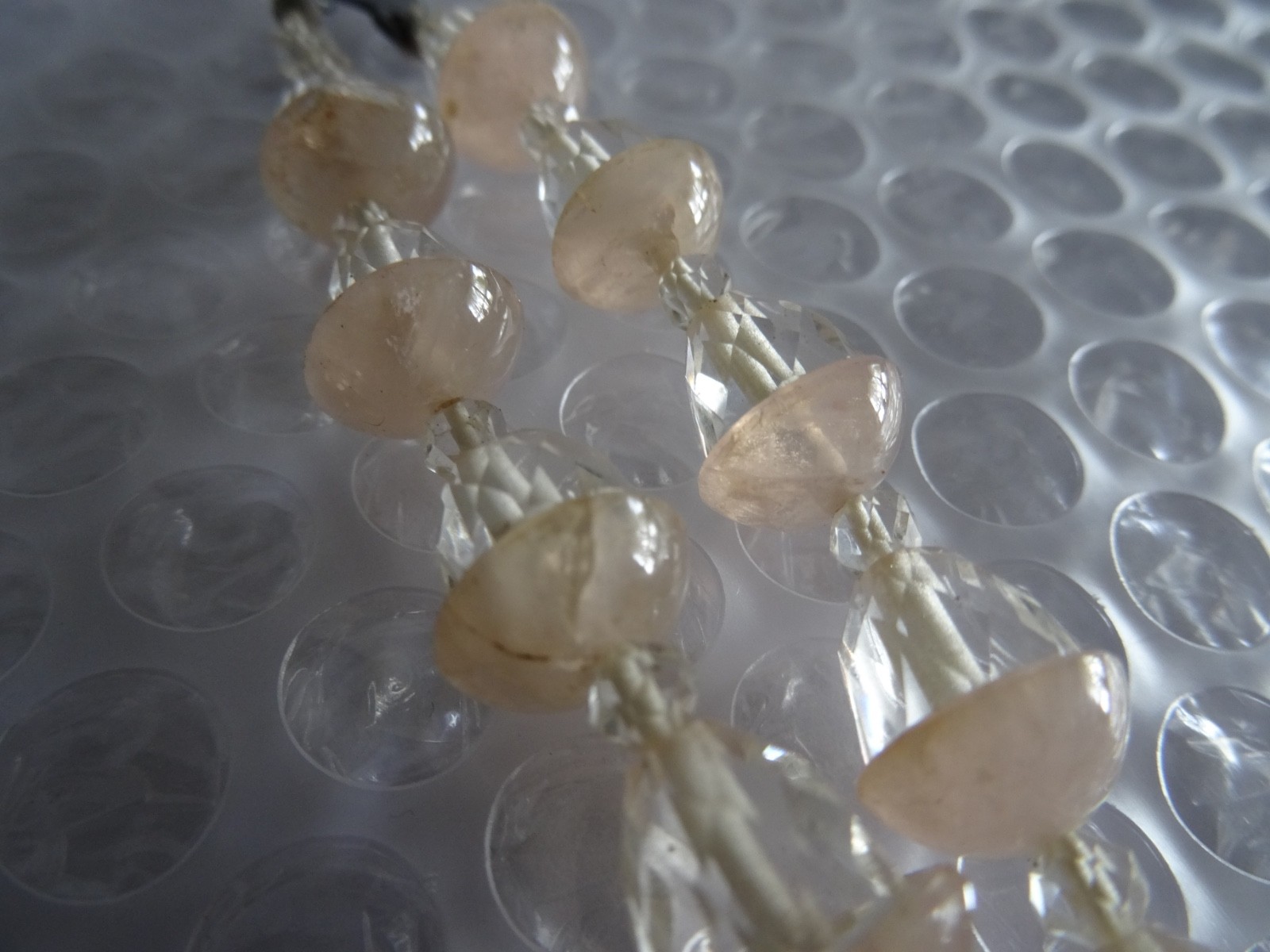 nECKLACE FACETED CRYSTALS PINK CHAMPAGNE GLASS DOUBLE STRAND VINTAGE neocurio