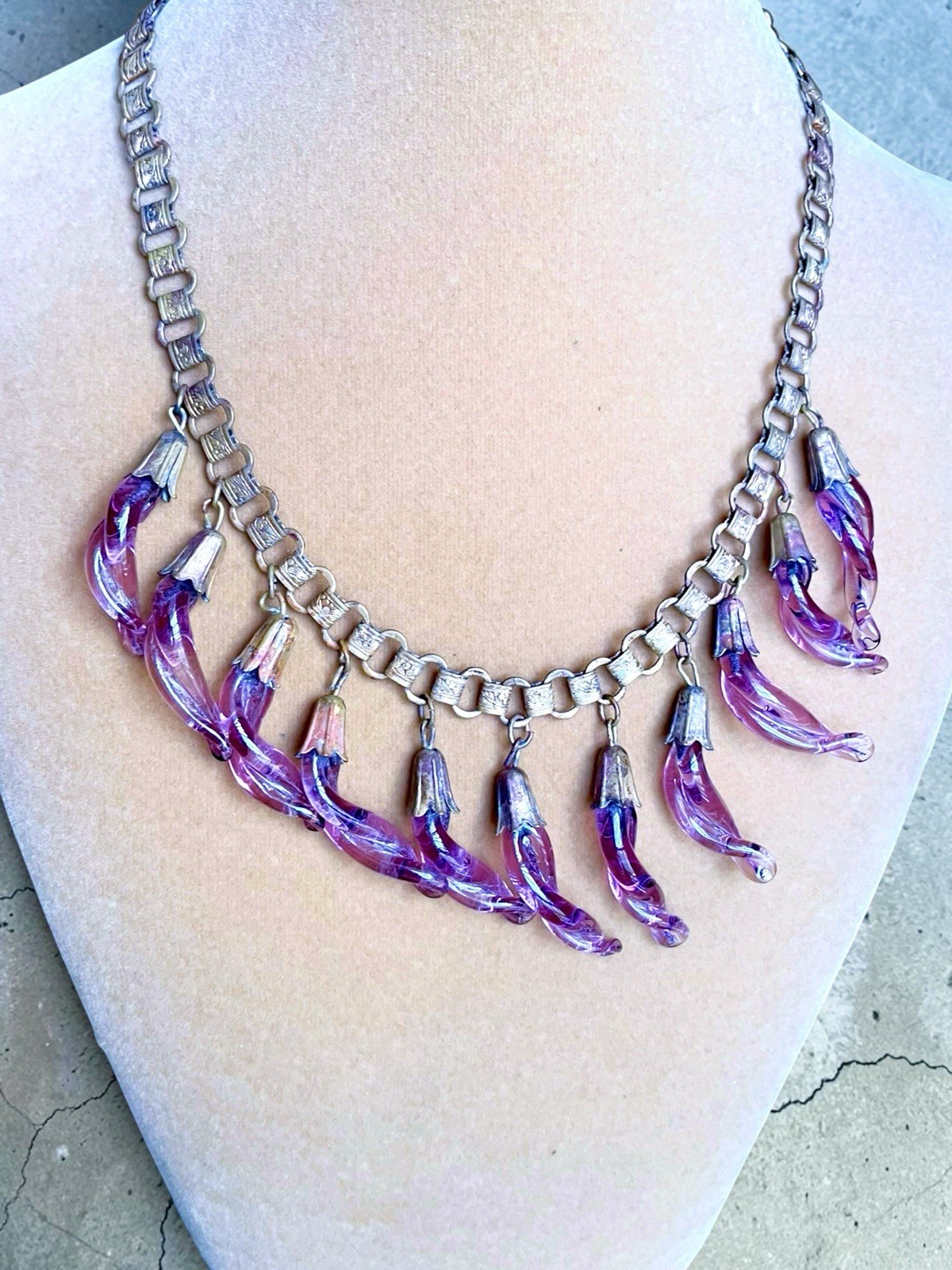 Victorian Book-link Chain Purple Twisted Czech Art Glass Festoon Bib Necklace