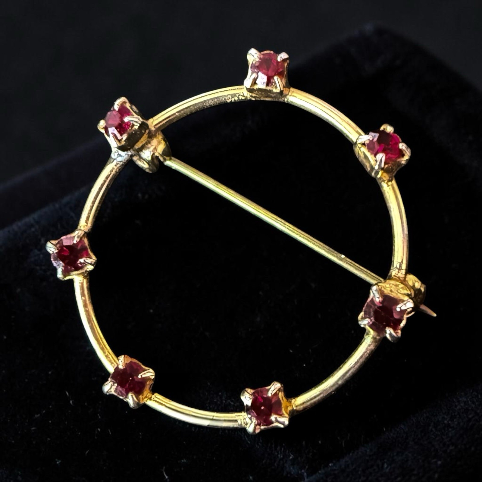 Rhinestone Brooch Vintage Red Circle Gold Tone Pin Mid Century 1950s