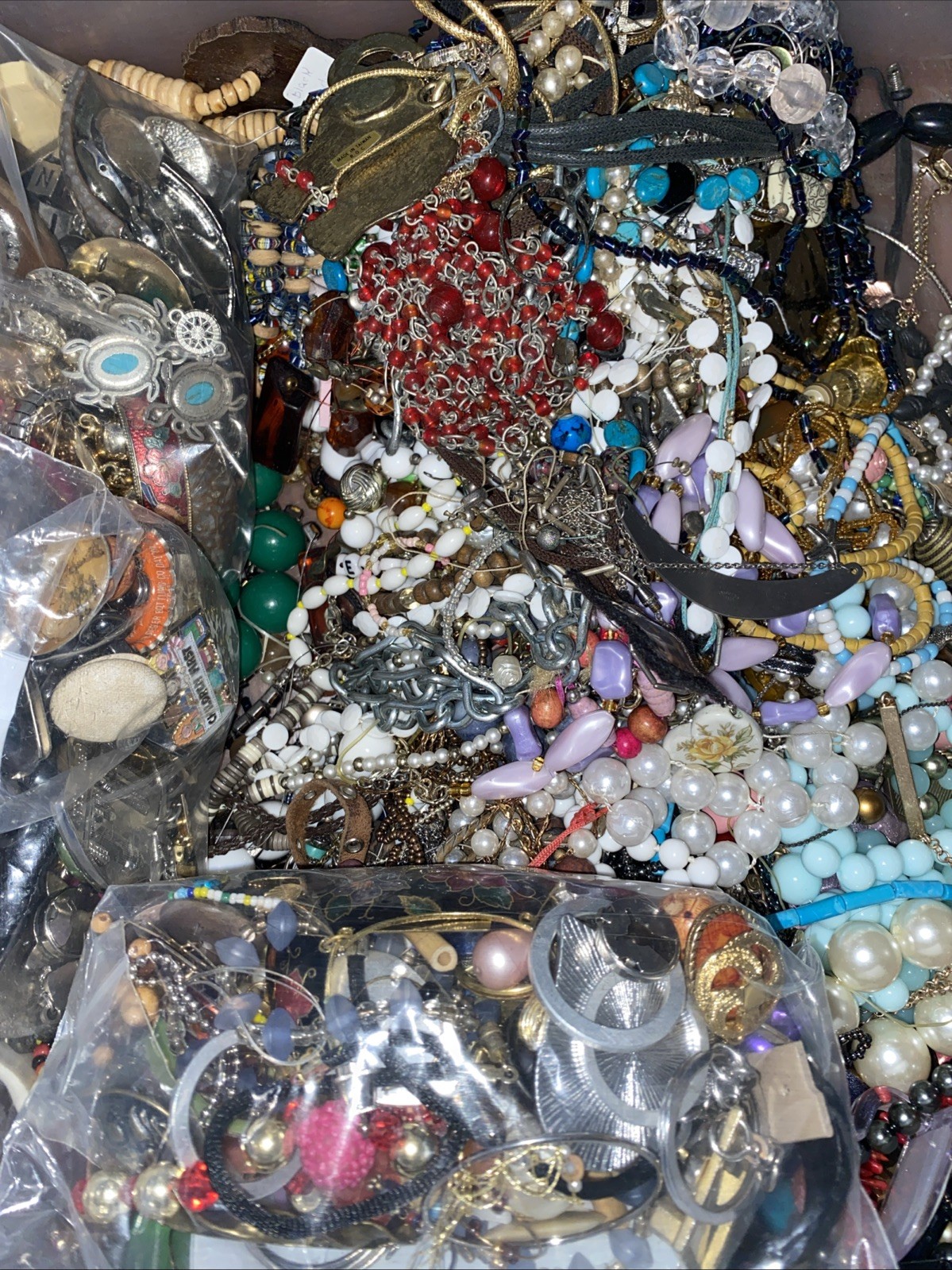FREE SHIP 1 Lb POUND Jewelry Craft Lot Mystery Mix Vintage Y2k Modern Scoop