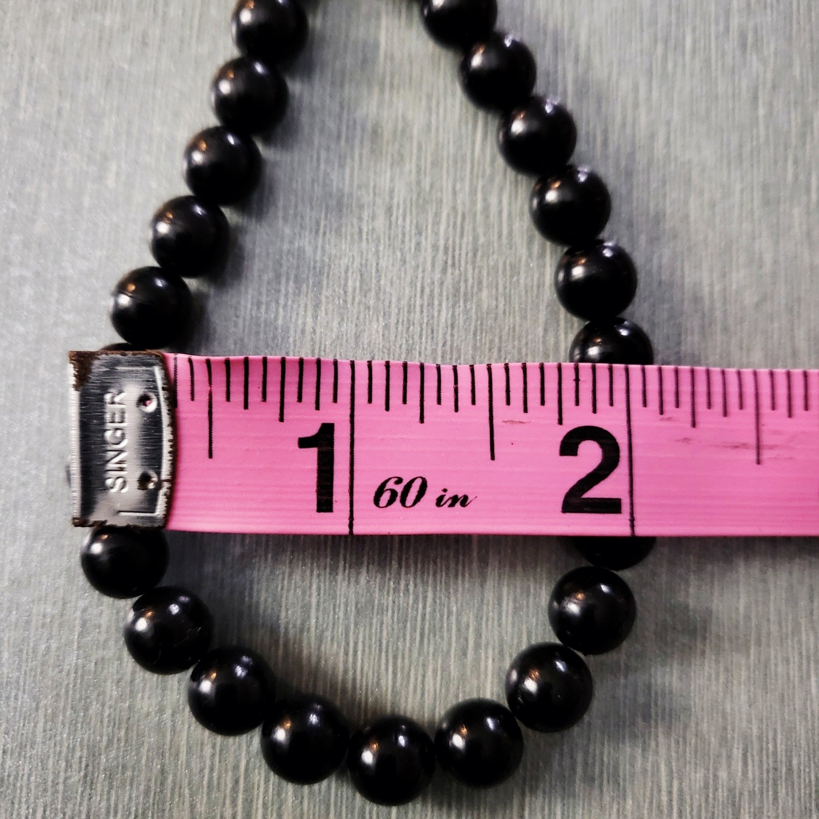 Vtg Classic Black Onyx Single-Strand Beaded Necklace Polished Finish Round Shape