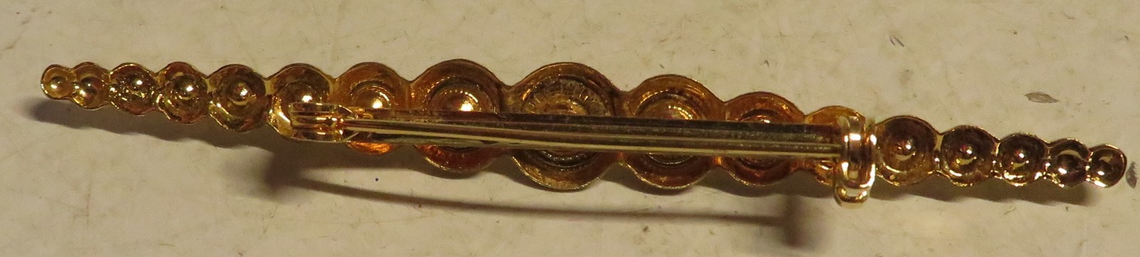 Vintage UnSigned Rhinestone Gold Faux Pearl Gold Tone Brooch Pin 3” Fashion GUC