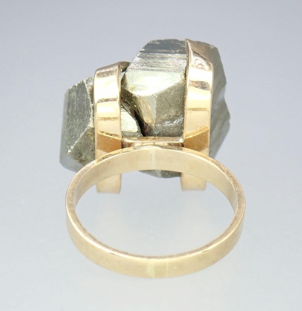 Amazing Vintage 1970s Brutalist Modernist 9K Gold Pyrite Cocktail Ring 1971 7.25