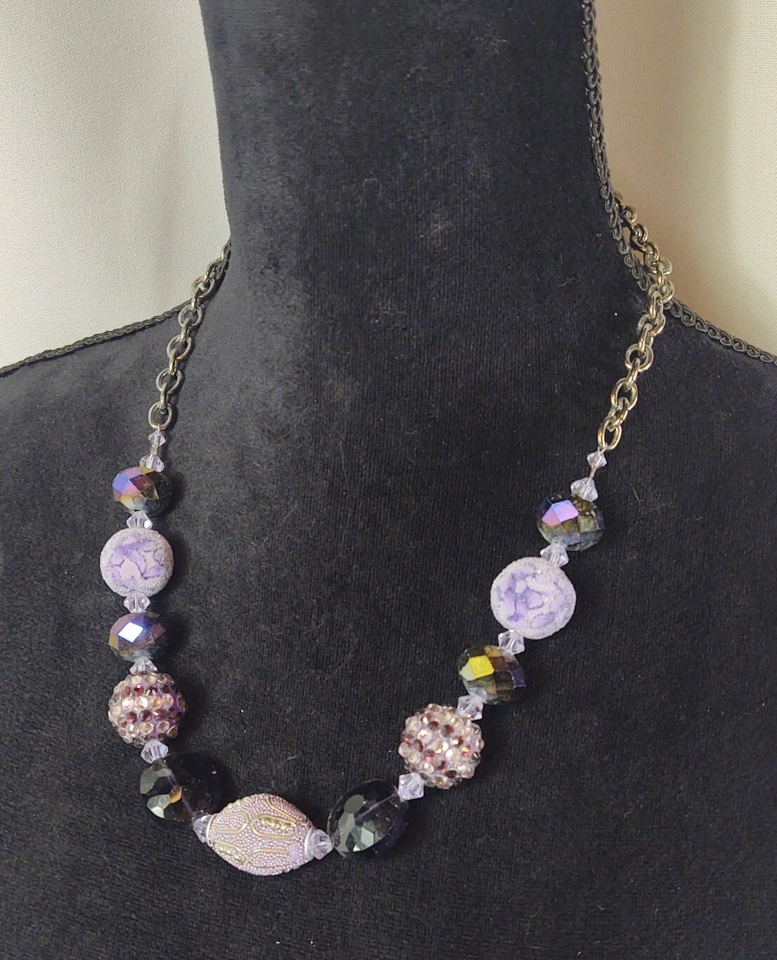 Vintage Beaded Necklace Silver Tone Purple Beads Crystals Toggle Closure Jewelry