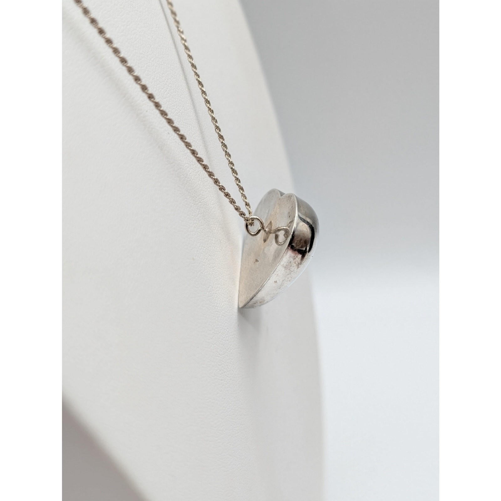 Vintage 925 Italy Sterling Silver Puff Heart Pendant Chain 20″ Necklace