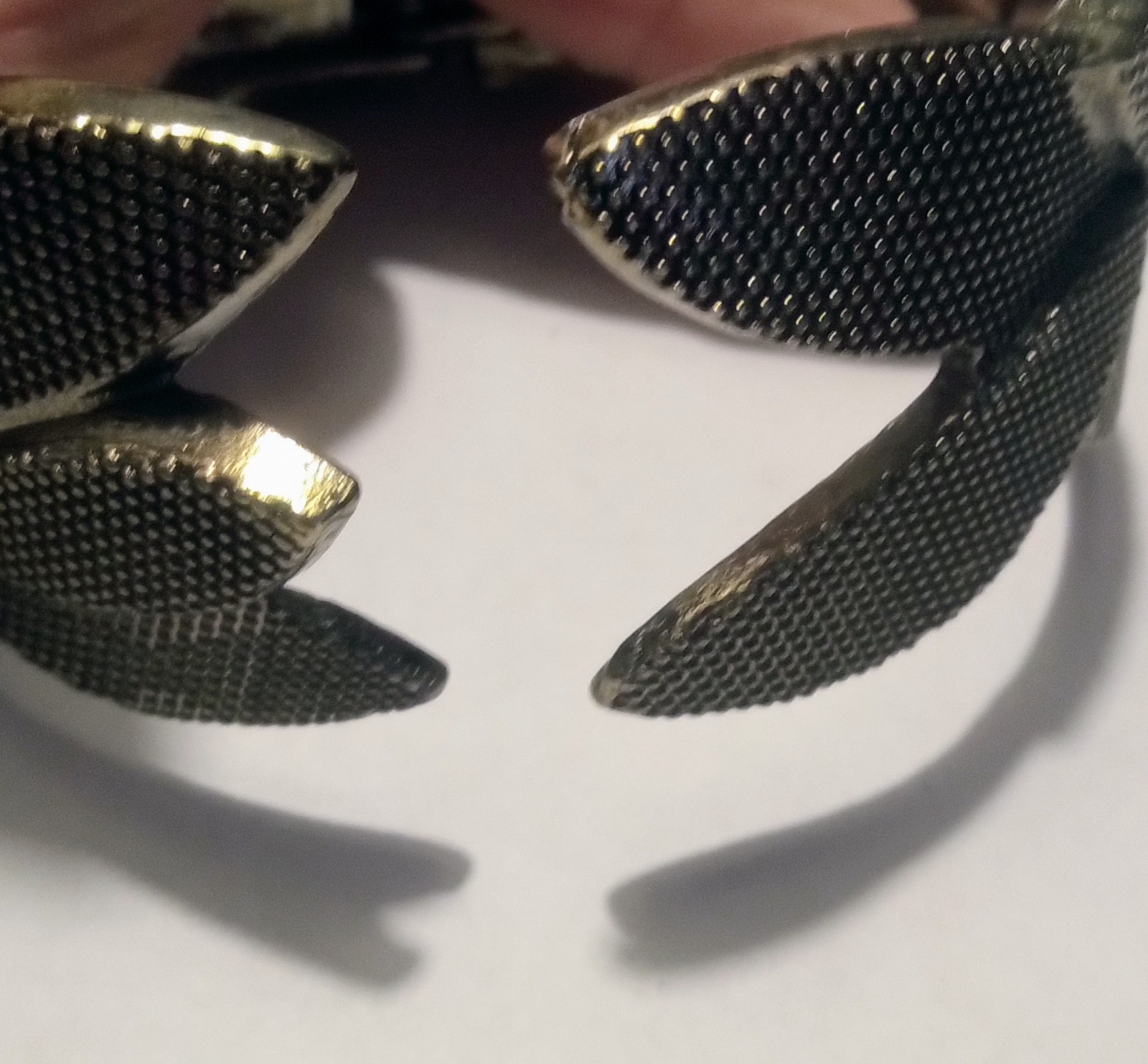 Vintage Hinged Clamper Design Leaf Motive Bracelet Silver- Goldish Tone