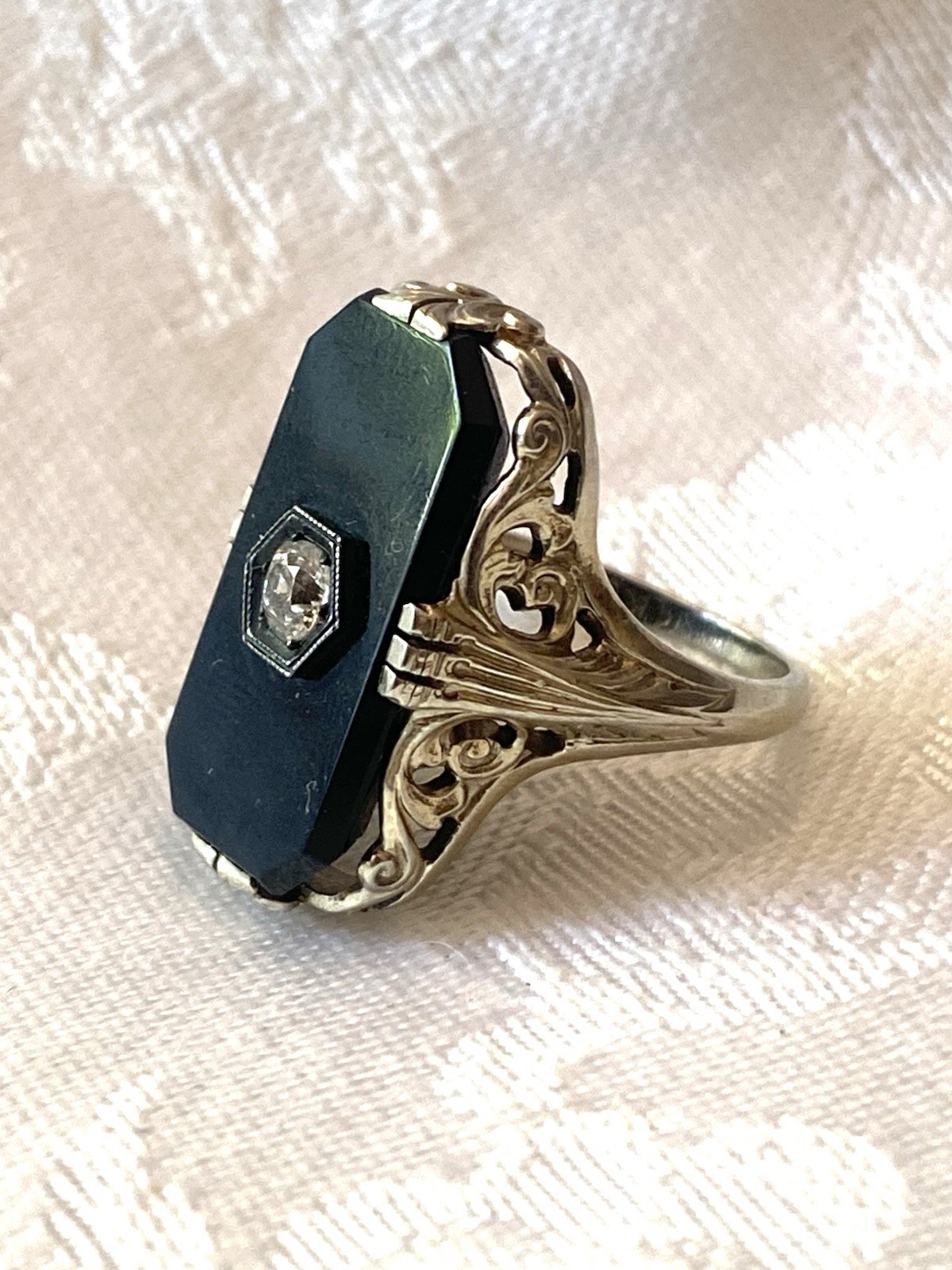 Antique Art Deco Onyx 14k White Gold Diamond Ring