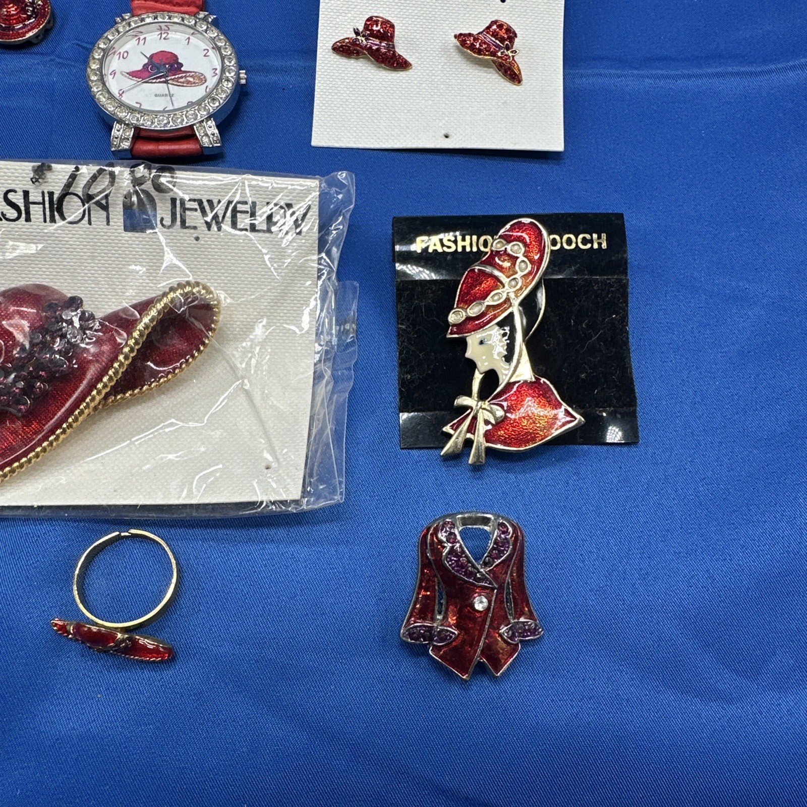 RED HAT SOCIETY JEWELRY LOT Broochs Pins Earrings Bracelet Buttons Watch