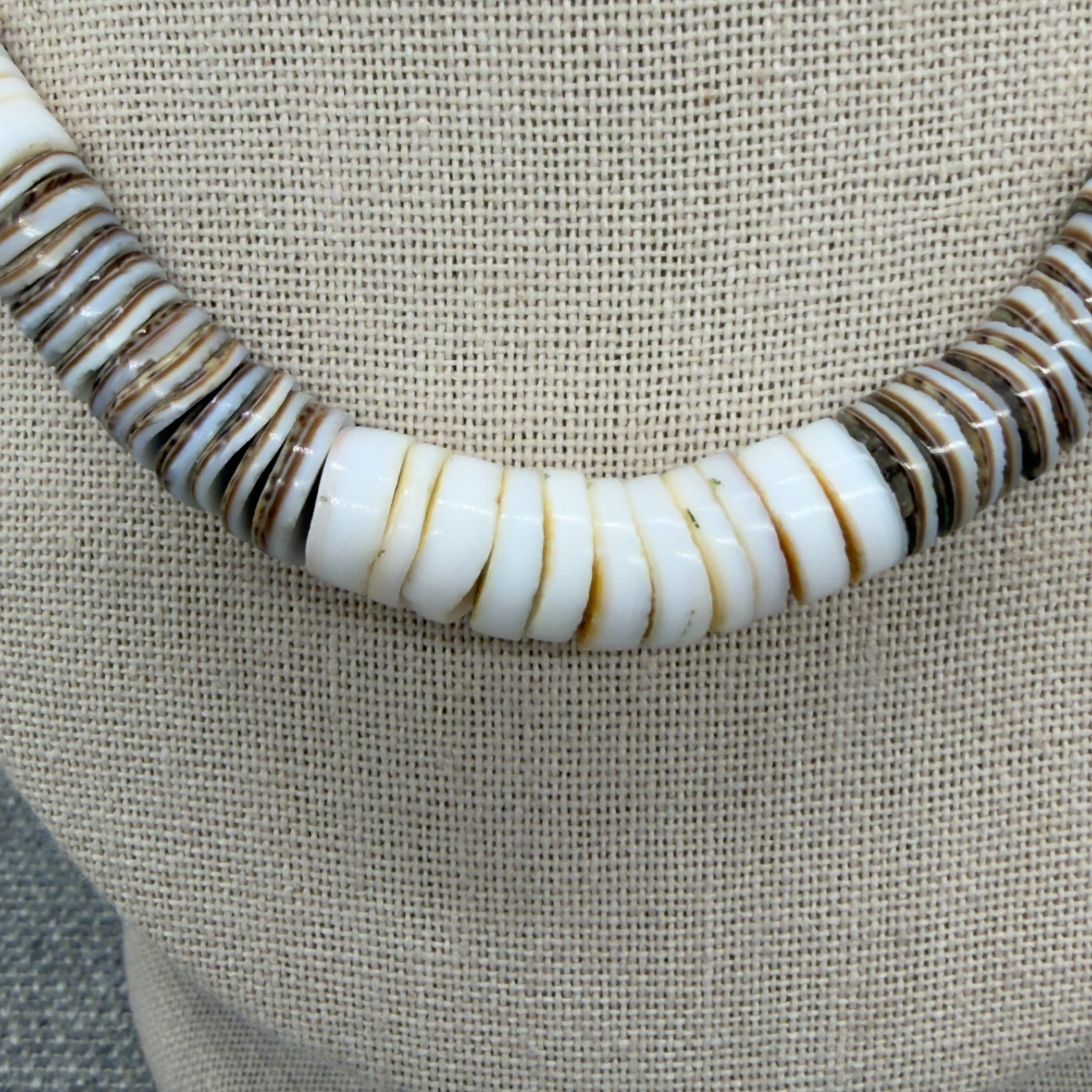 Vintage Heishi Necklace Brown White Shells Graduated Beads 15 Inches Surf Choker