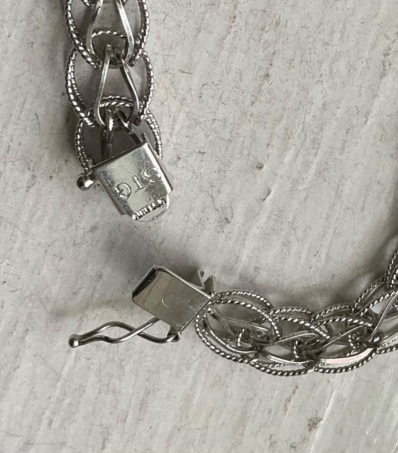 Vintage AIRFLEX USA Starter SILVER CHARM BRACELET Wearable 7 1/2” Traditional