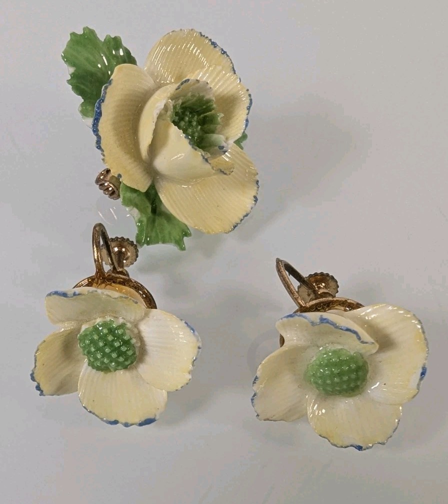 Vintage Adderley Floral Brooch +Earrings Made In England Porcelain Flower