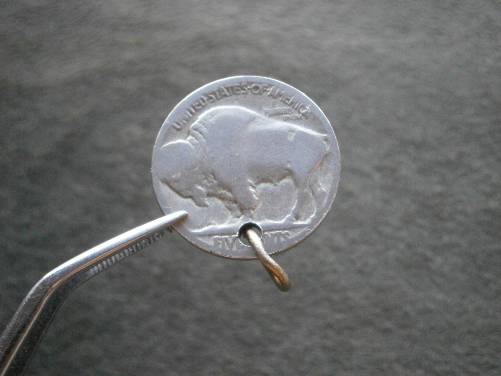 Indian Head Buffalo Nickel US 5 Cents Coin Vintage Bracelet Charm ~Rubbed~ 4.8g