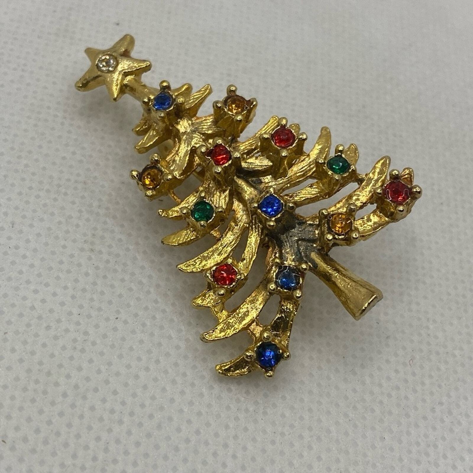Vintage Rhinestone Gold ToneChristmas Tree Pin Brooch Approximately 2”