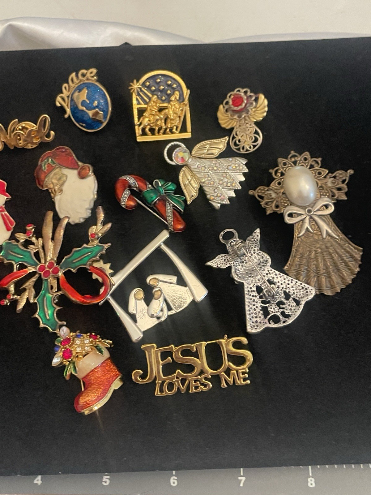 VTG Christmas Brooch Pin Lot ENAMEL RHINESTONE Santa Angel Cane Wise Men Noel
