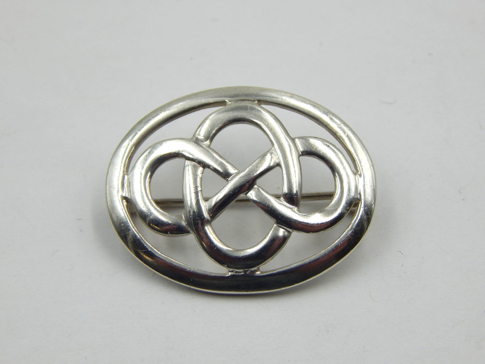 Vintage KH (Kit Heath) signed Scottish Sterling Silver Celtic Knot Brooch