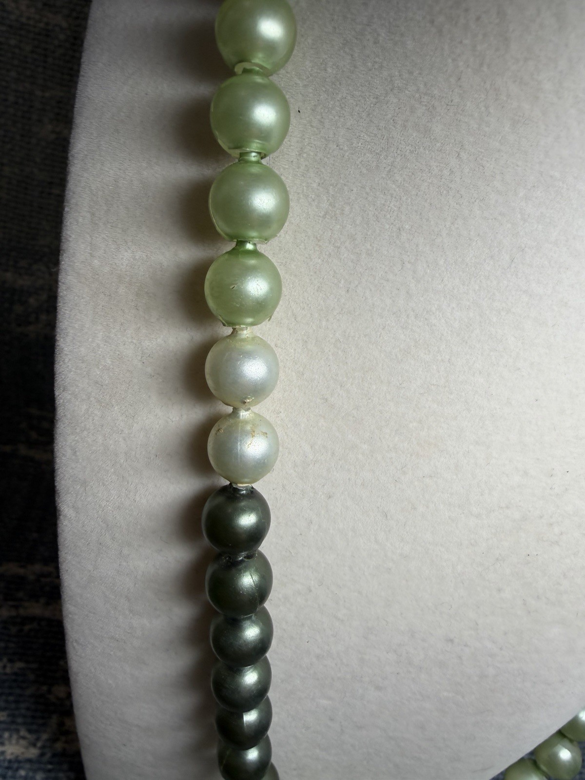 VTG Pop Bead Necklace Multi Shade Pearl Metallic Green Adjustable Retro