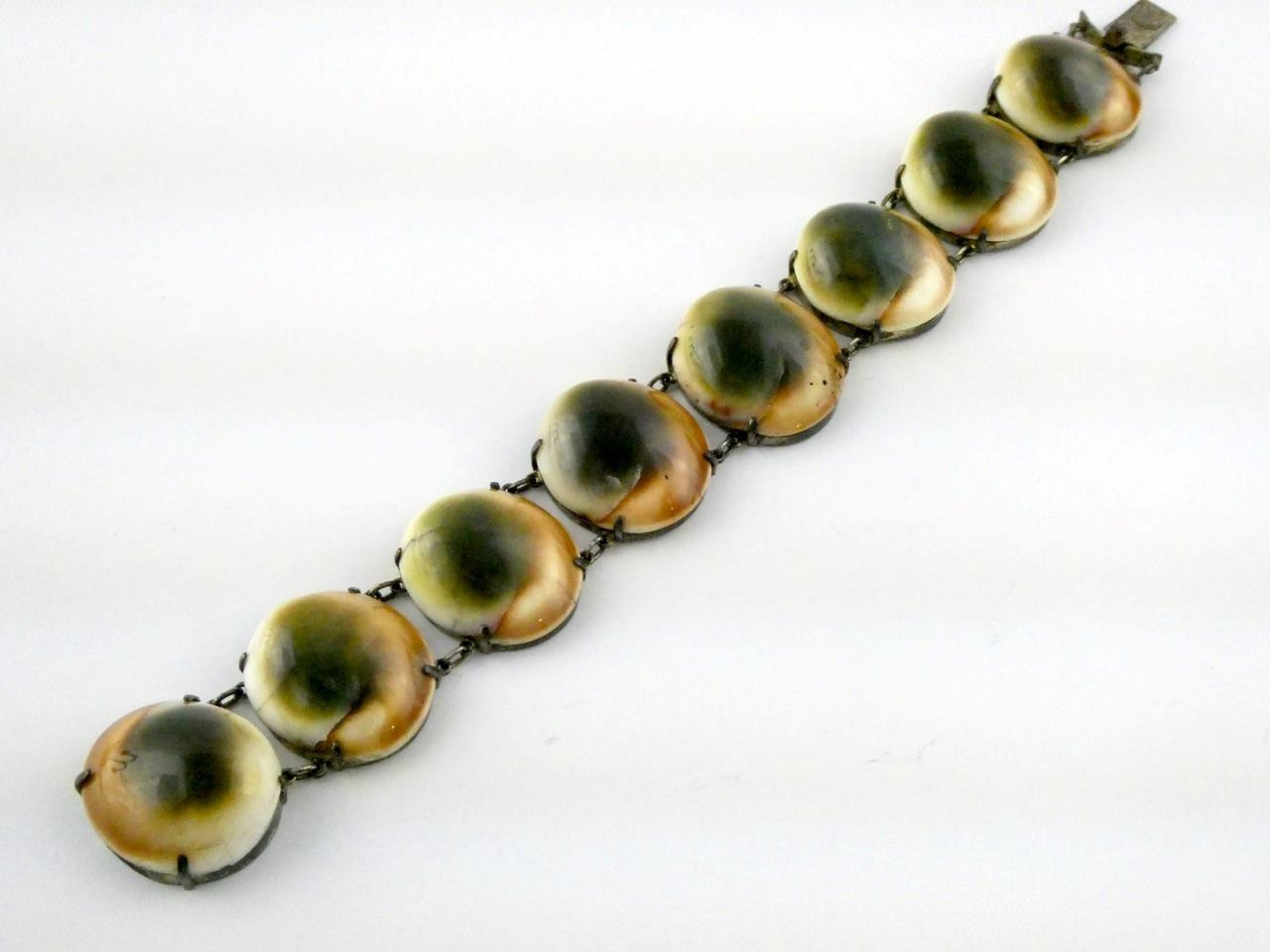 Vintage Operculum Snail Shell Panel Bracelet Unmarked Silver Toned Metal 7.25 In