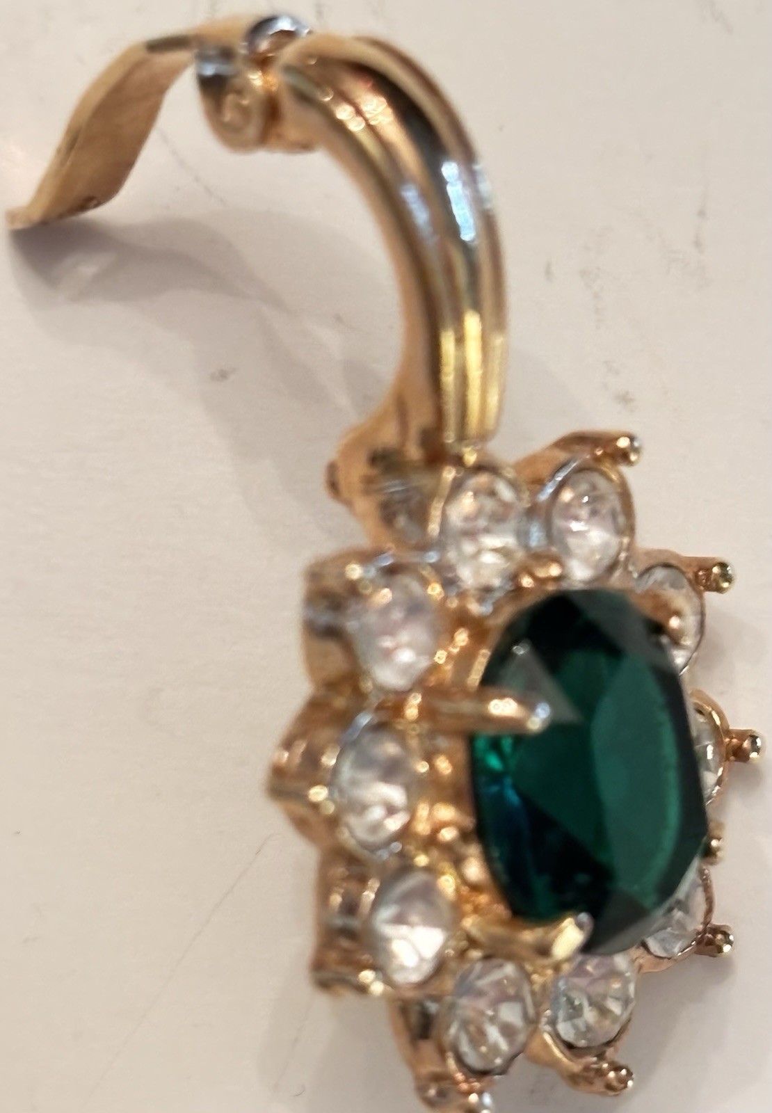 ROMA Emerald Green Rhinestone Halo Pendant Enhancer Clip Bail Gold Tone Vintage