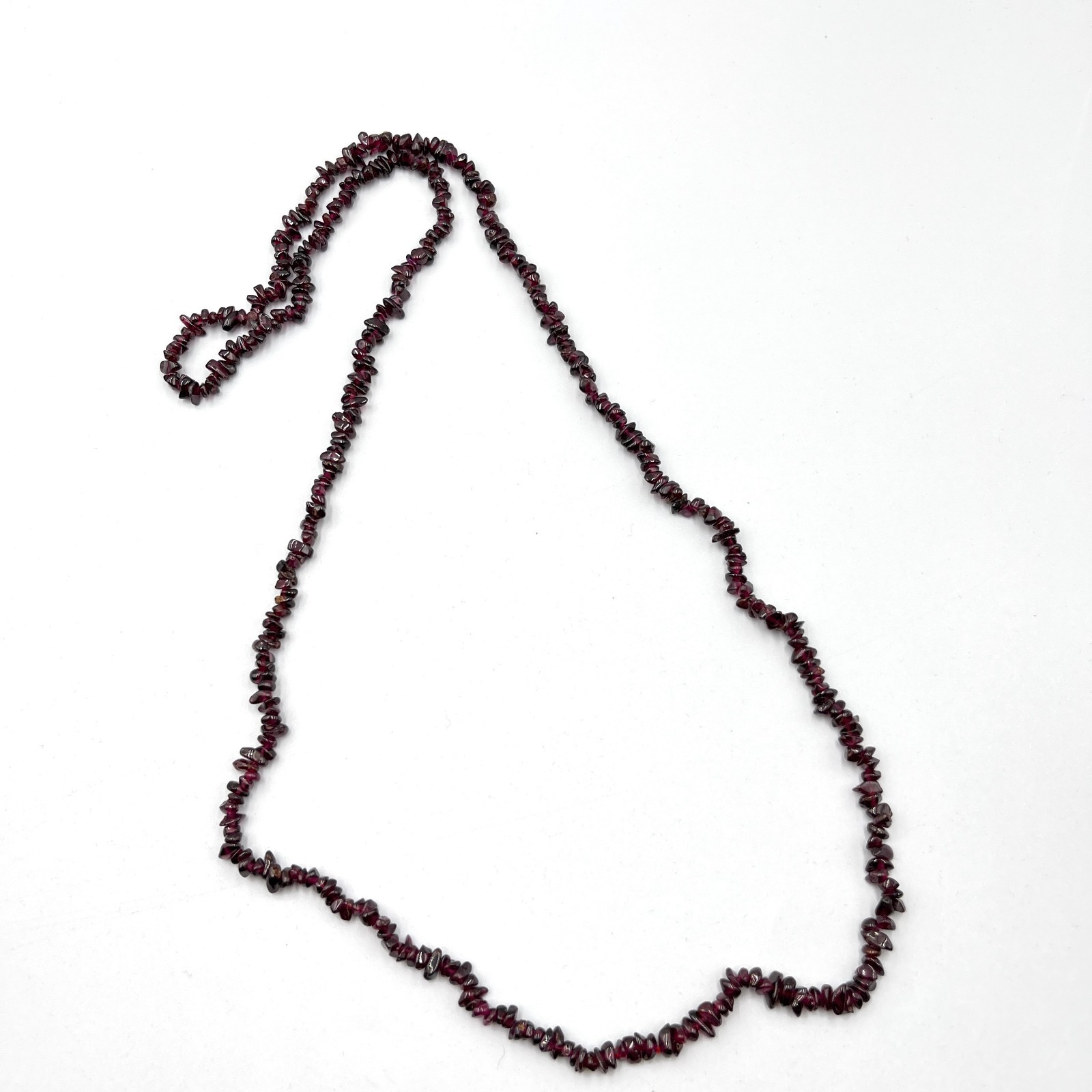 Vintage Natural Garnet Chip Strand Necklace Deep Red Earthy Boho Core 34″