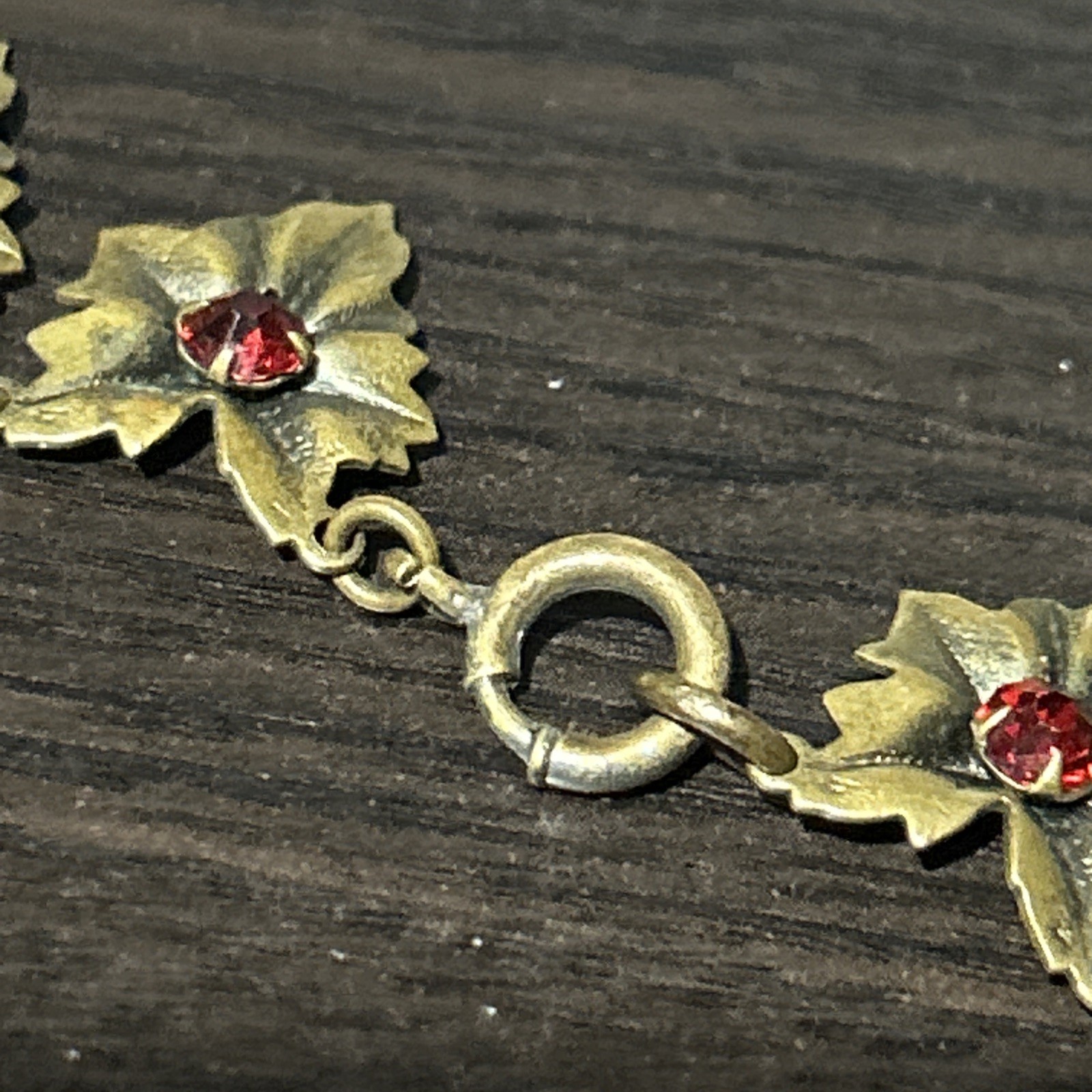 Vintage Bronze Leaf Red Garnet Glass Statement Necklace Choker 15”