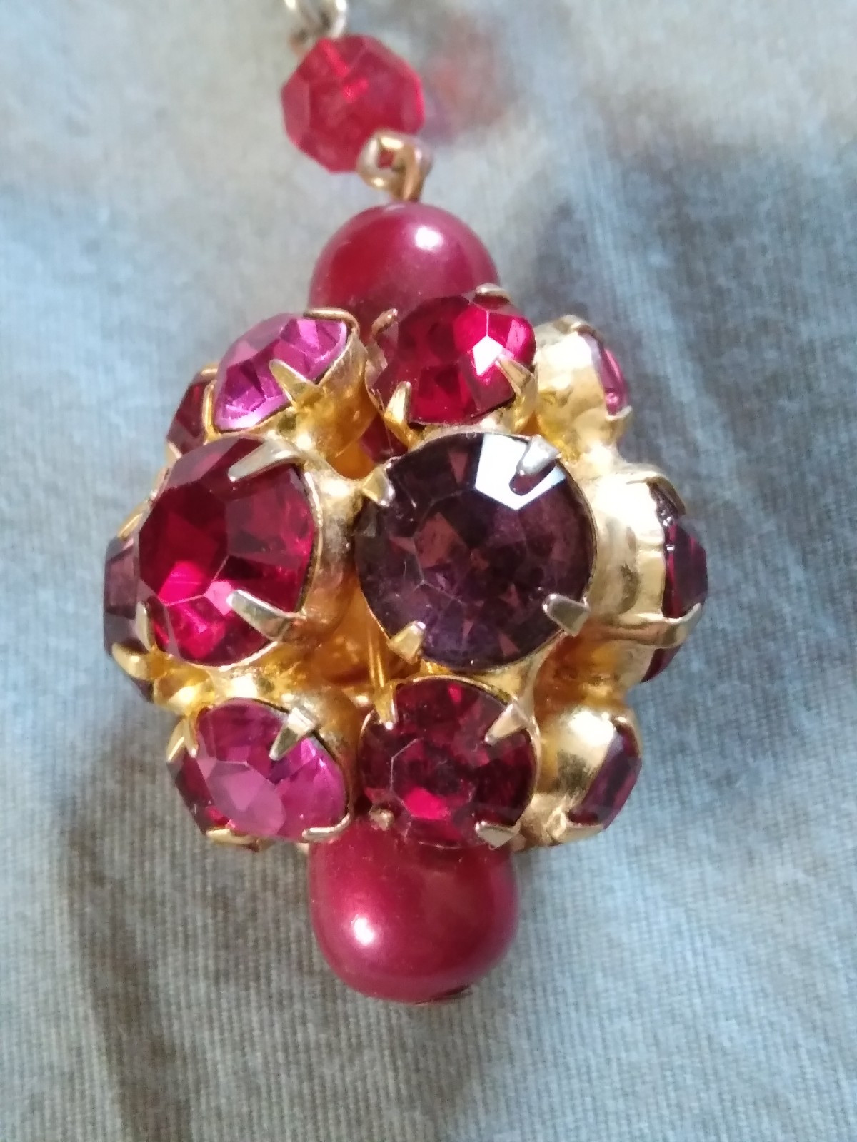 Vintage Pink Red Purple Rhinestone Pendant Necklace.
