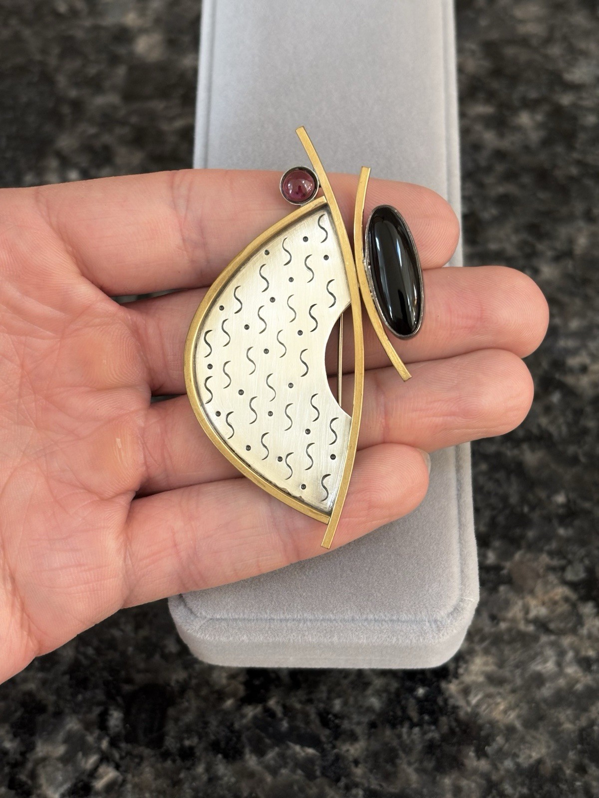 Artisan Deborah CLOSE Sterling Silver Mixed Metal Garnet Onyx Modernist Brooch
