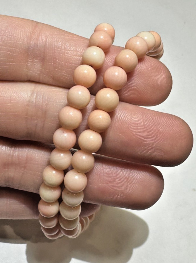 Vintage Dainty 6mm Carved Angel Skin Pink Coral Beads 17.5″ Choker 25g Necklace