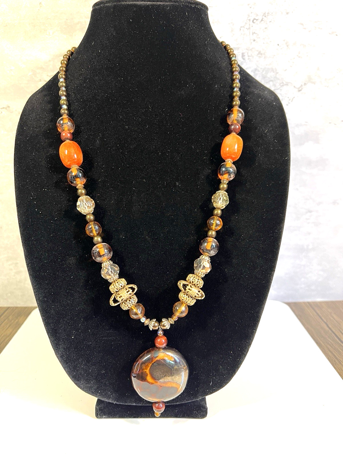 VTG Statement Fire Agate Carnelisn Glass Bead Pendent Necklace 26″ Earth Tones