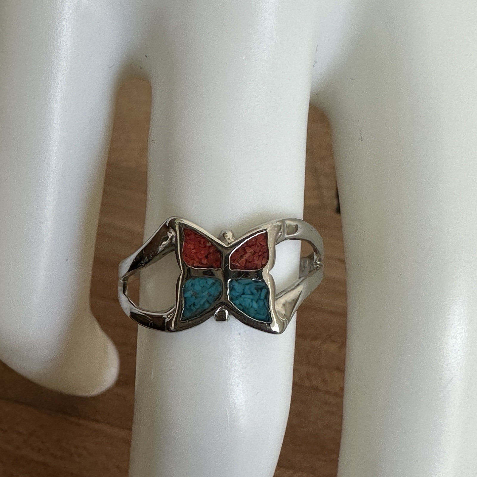 VTG Butterfly Ring Size 7.75 Red Coral & Blue Turquoise Chip Inlay Silver Tone