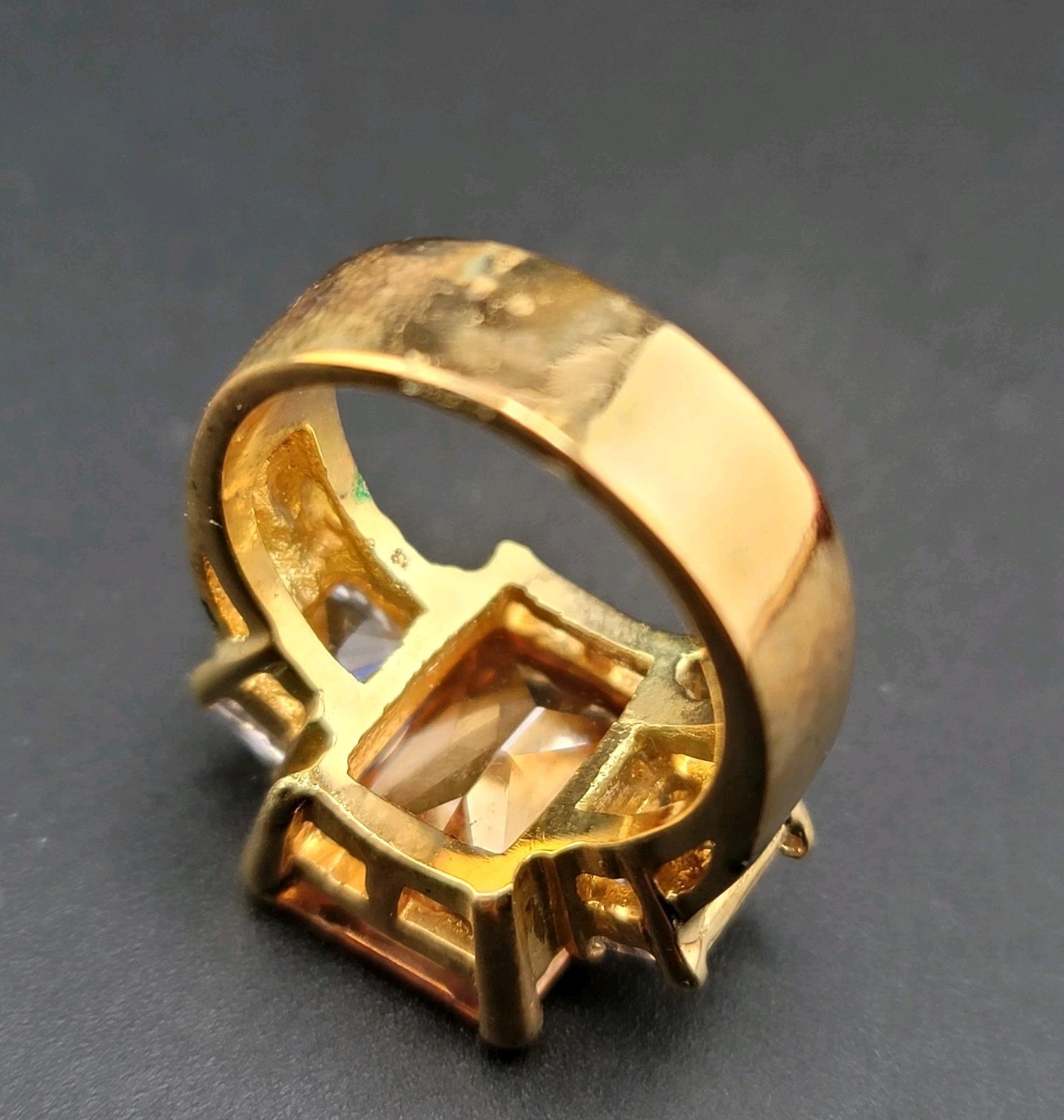 Vtg Sz 7 Ring Lg Citrine Clear Cubic Zirconia 18KGE Fashion Jewelry Glam Classy