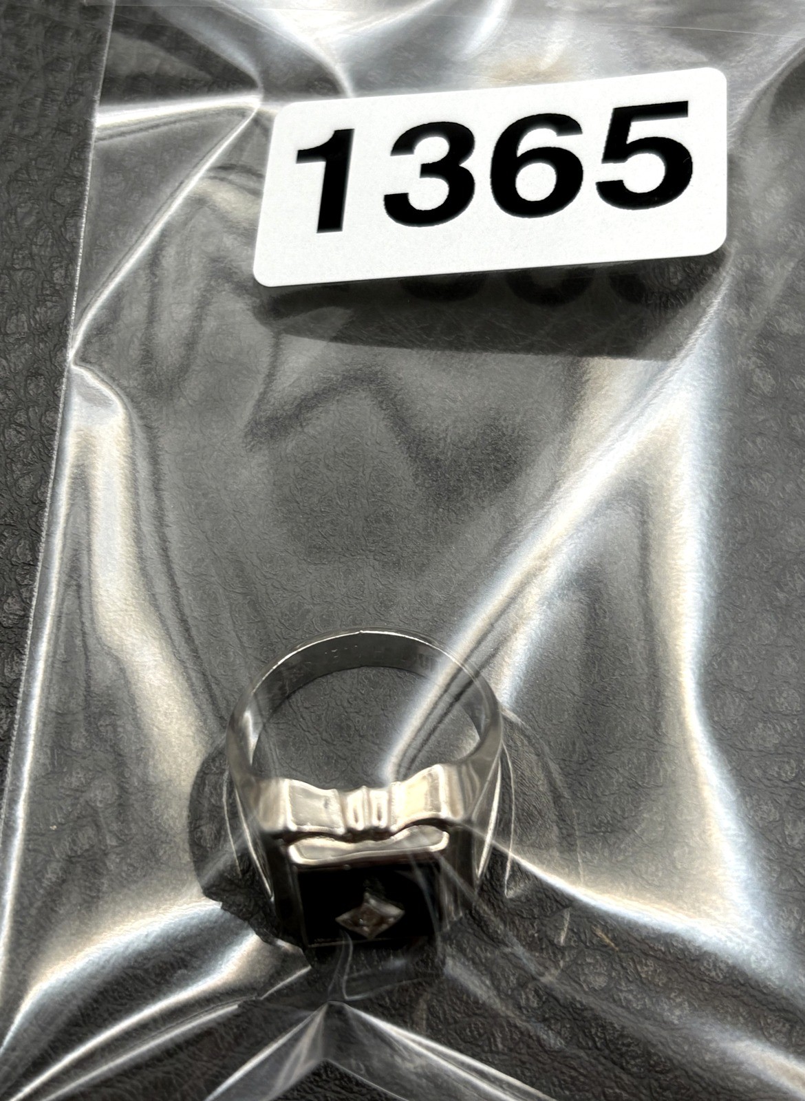Vintage Vargas 18K HGE White Gold Plated Black Onyx Rhinestone Ring Size 8