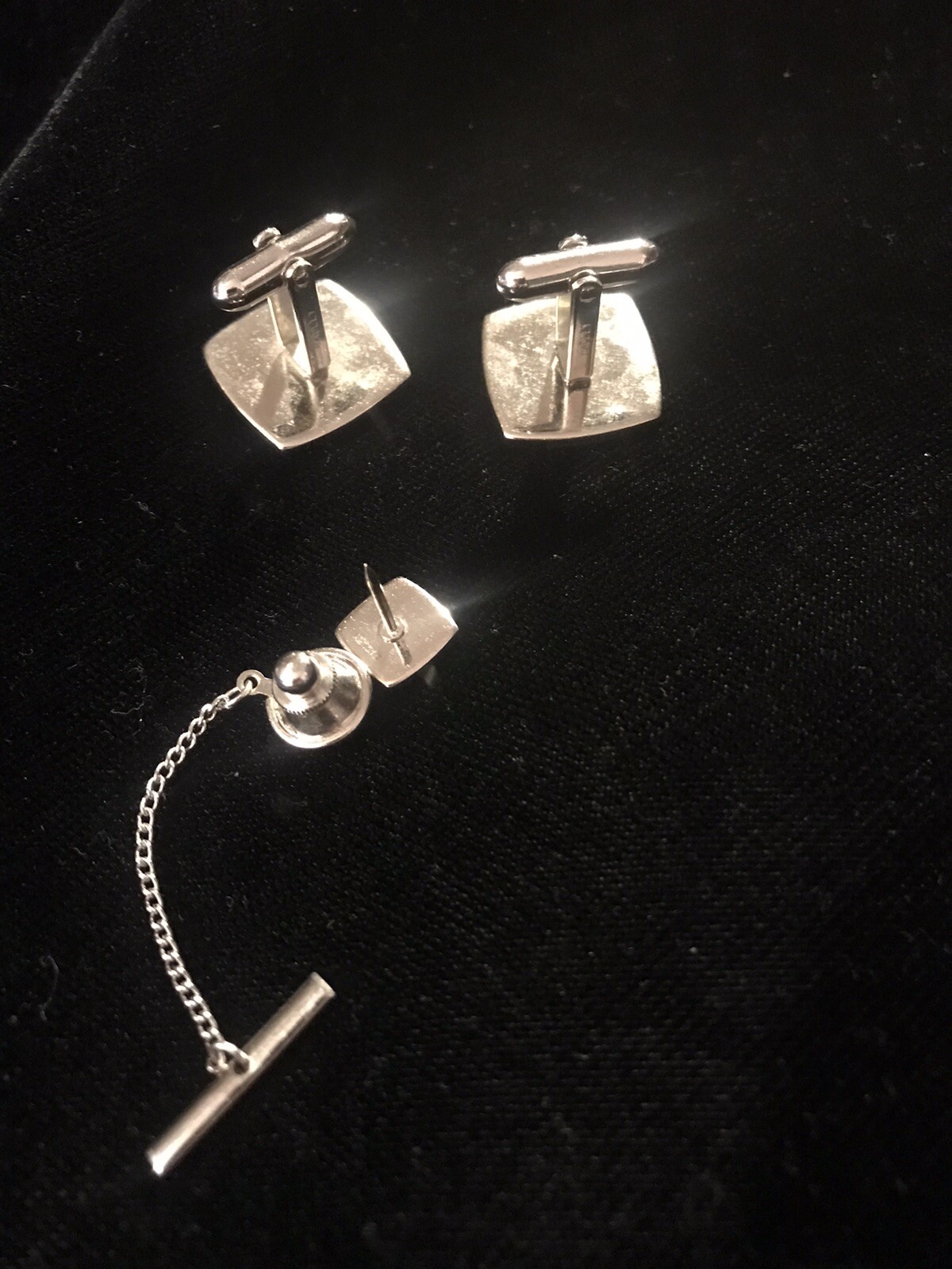 HADLEY Silvertone Square Cufflinks Matching Tie Tack Designer SIgned vtg